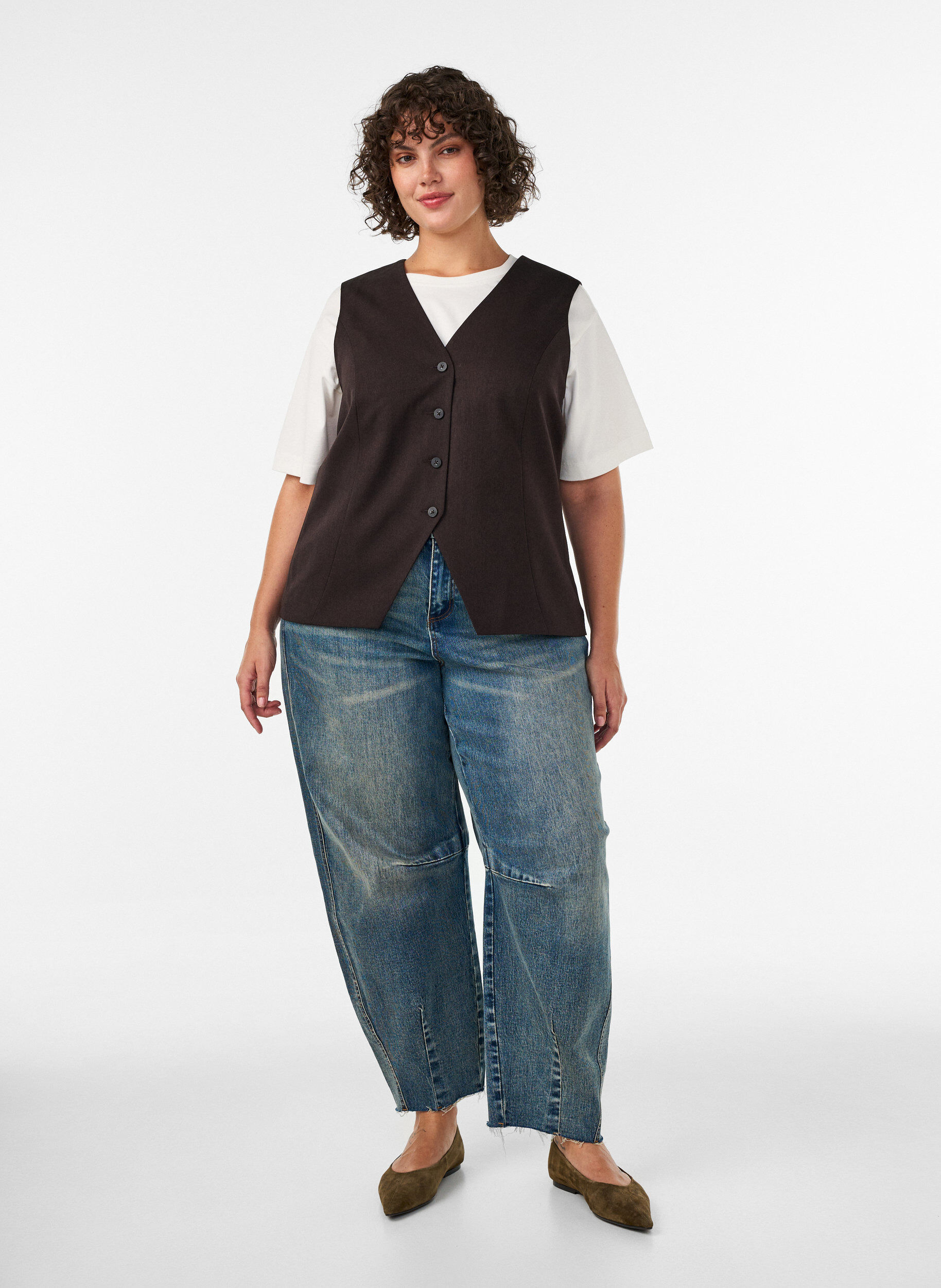 ZizziWaistcoat with button closure, Brown, Model image number 1