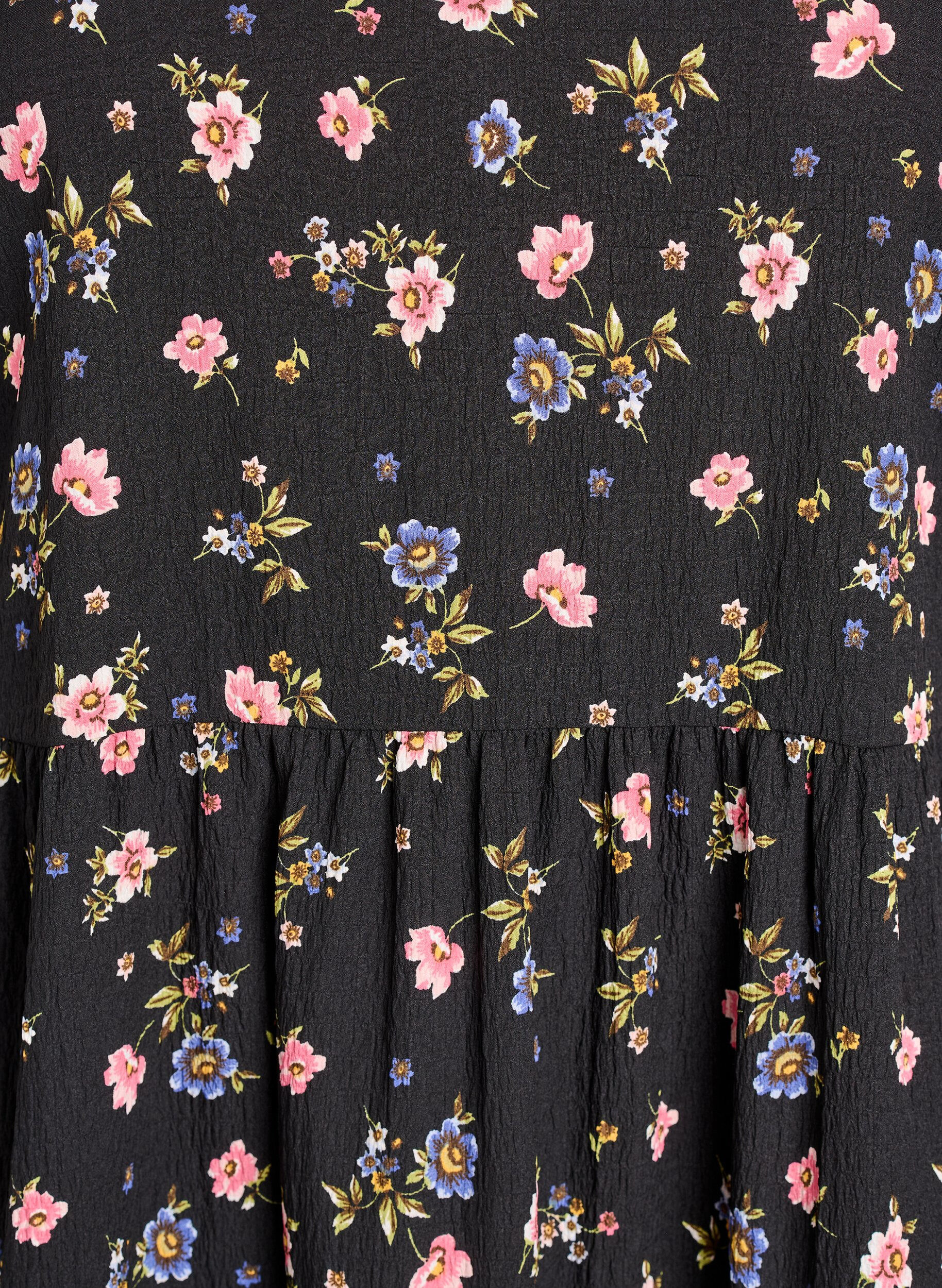 ZizziSukienka do kostek z kr&oacute;tkim rekawem i warstwowymi falbankami, Czarne, Packshot image number 2