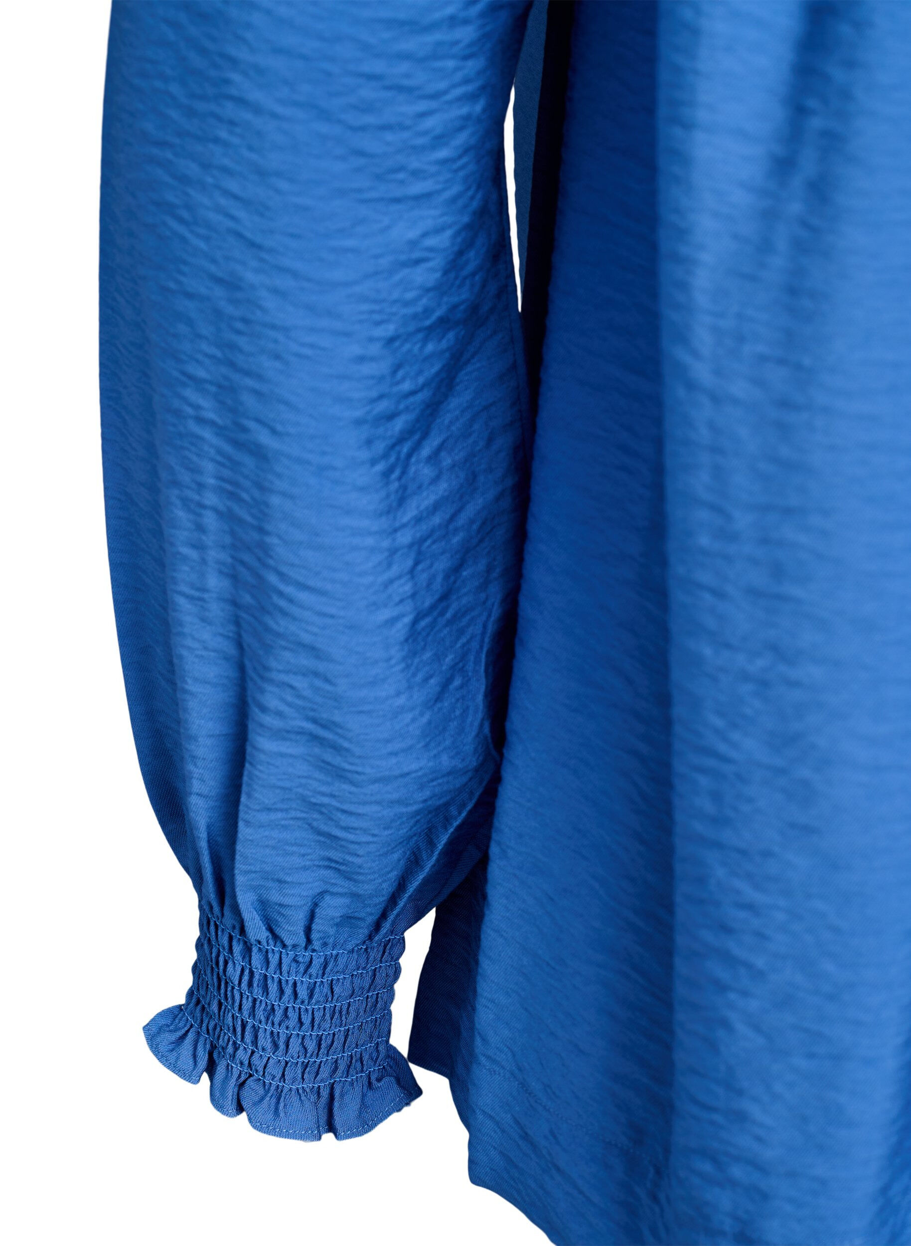 Zizzi Bluzka wiskozowa ze smockiem i marszczonymi detalami, Niebieskie, Packshot image number 3