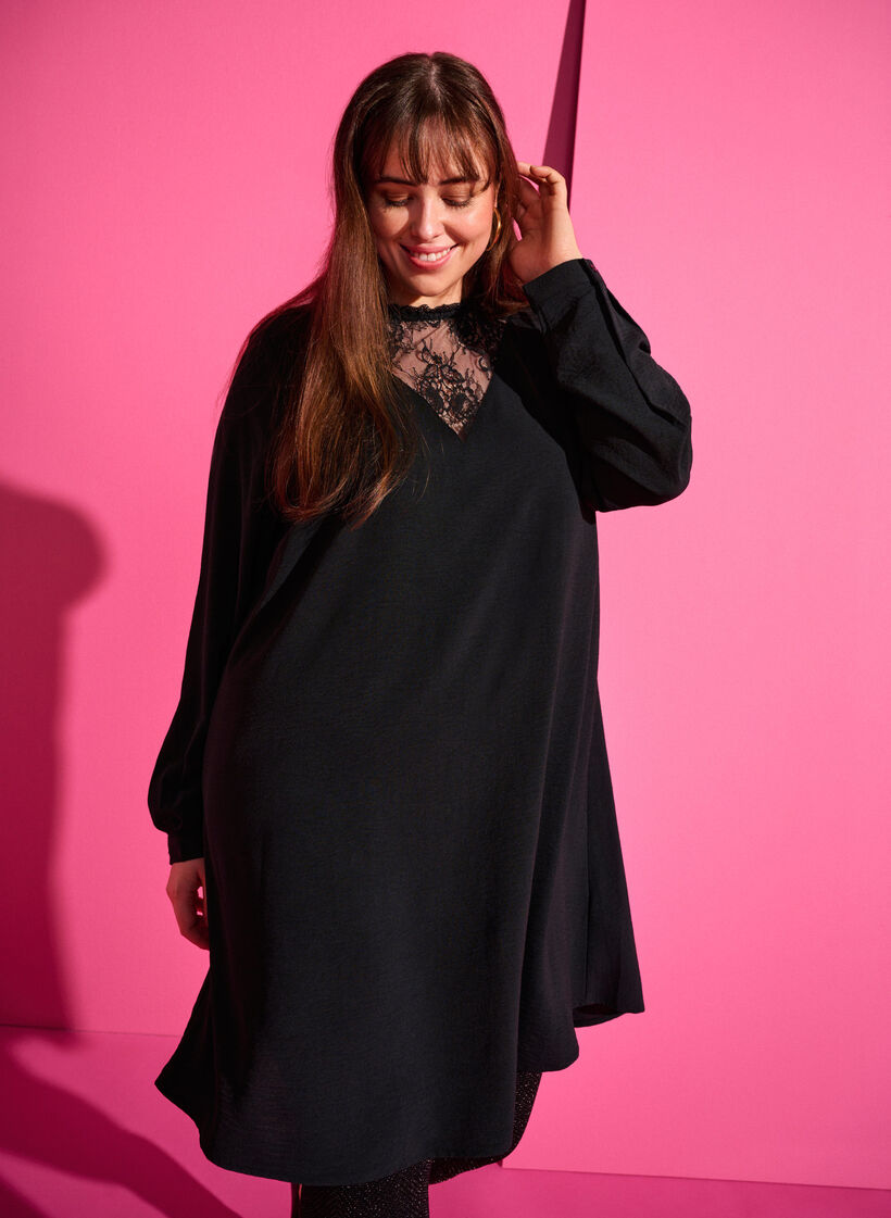 Sukienka z koronkowymi detalami, Black, Image image number 0