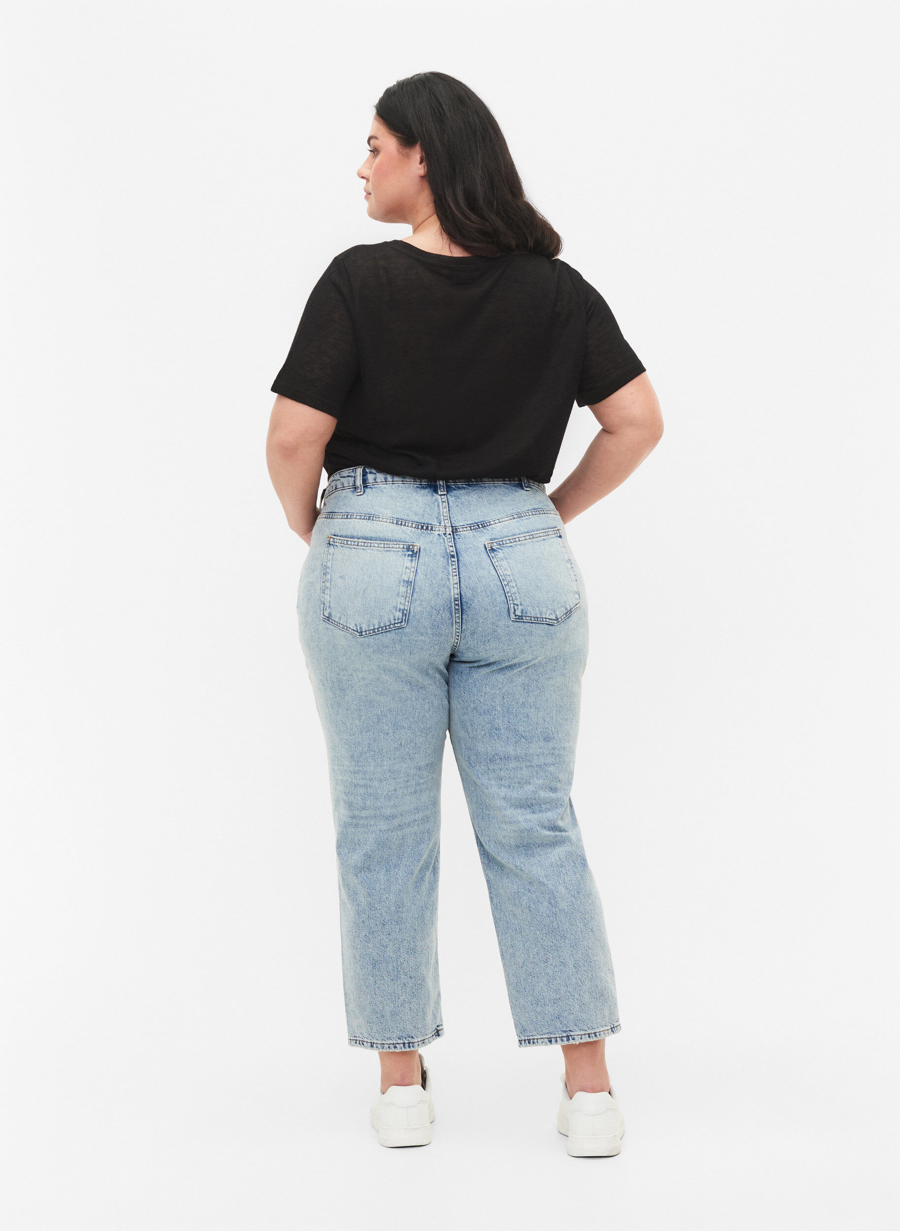 Zizzi Cropped Vera jeans with studs, Light blue denim, Model image number 1