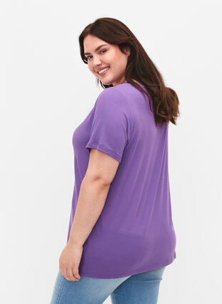 Prazkowany t-shirt z wiskozy z dekoltem w szpic, Deep Lavender, Model image number 1