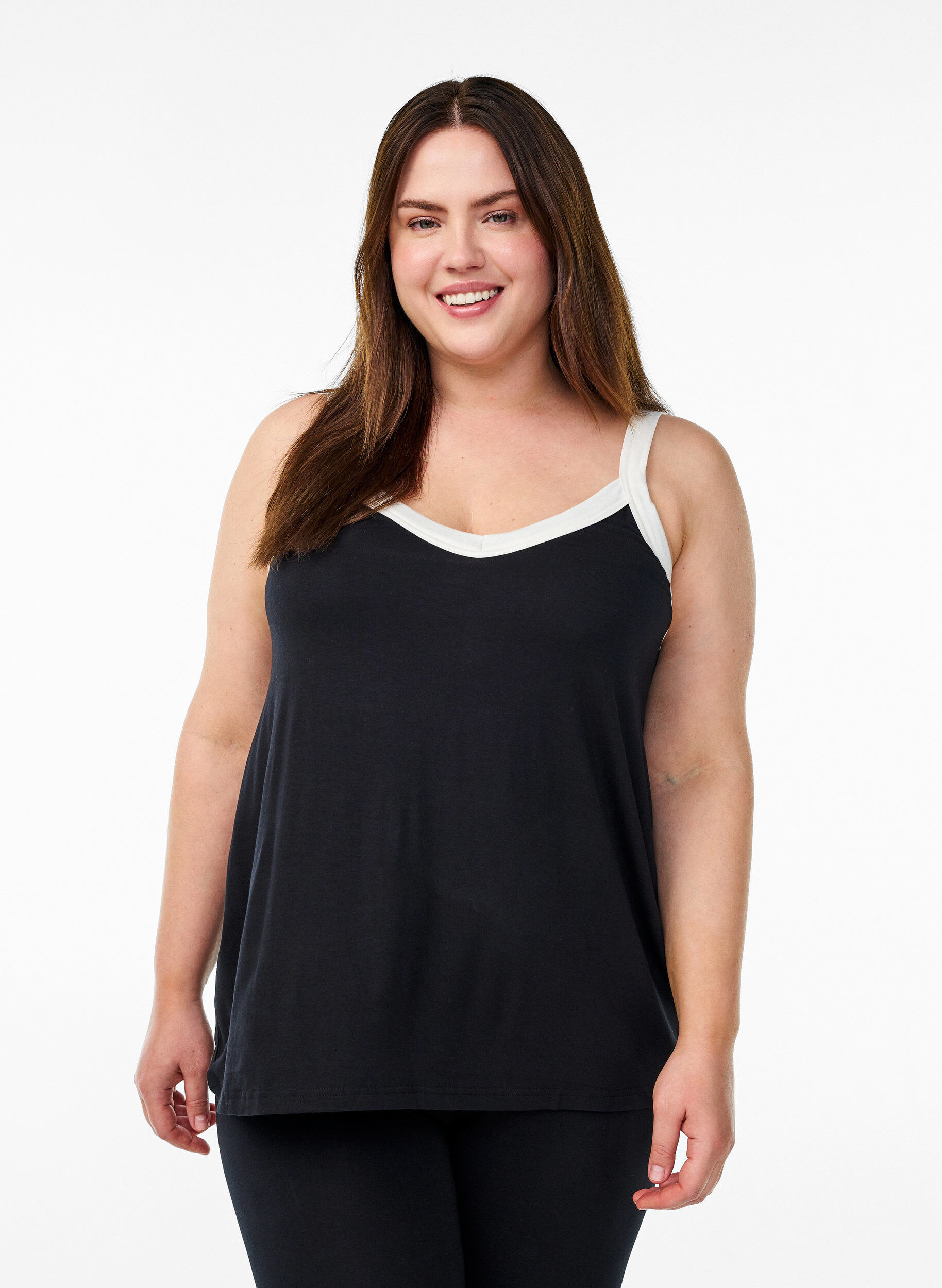 Nocna bluzeczka na ramiaczkach z dekoltem w serek, Czarne, Model