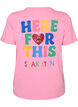T-shirt z cekinowym serduszkiem i kolorowym nadrukiem na plecach, R&oacute;żowy, Packshot image number 1