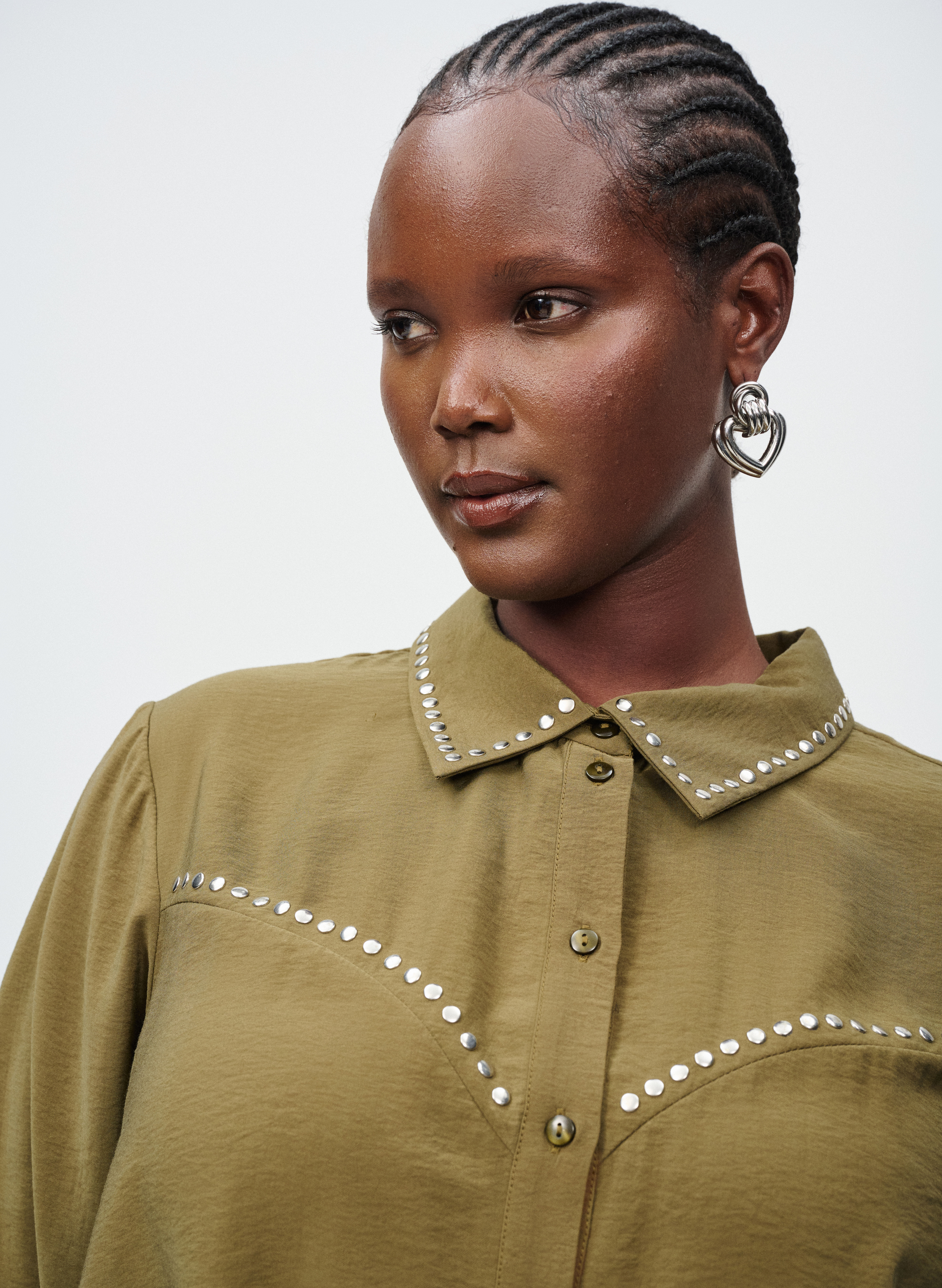 Zizzi Zielona koszula z ćwiekami, , Model