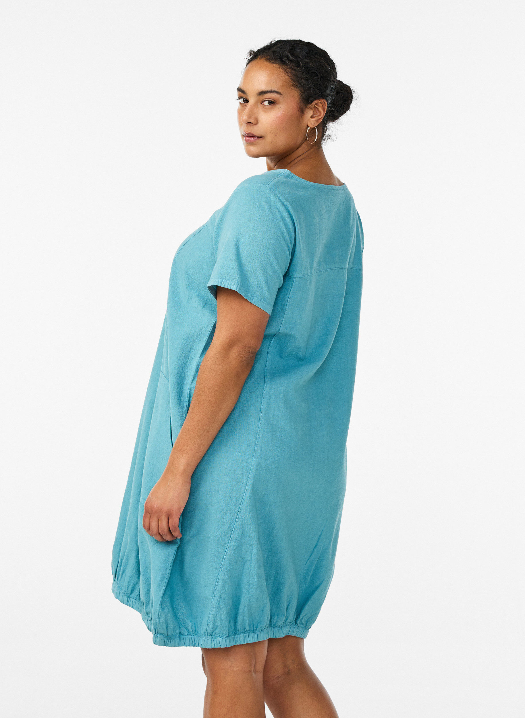 ZizziBawelniana sukienka z kr&oacute;tkim rekawem, Niebieskie, Model image number 2