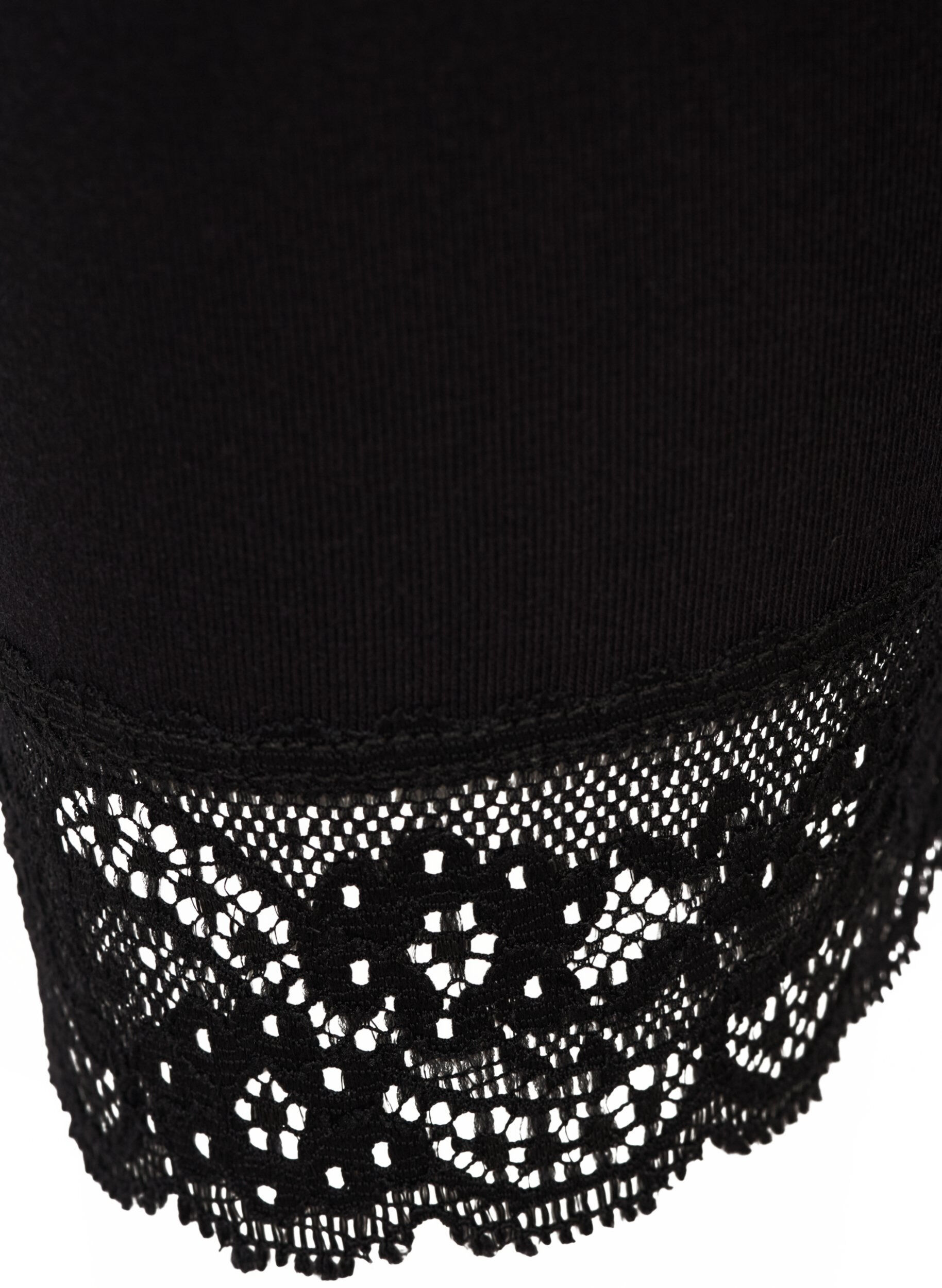 Zizzi 3/4 leggings with a lace trim, Black, Packshot image number 2