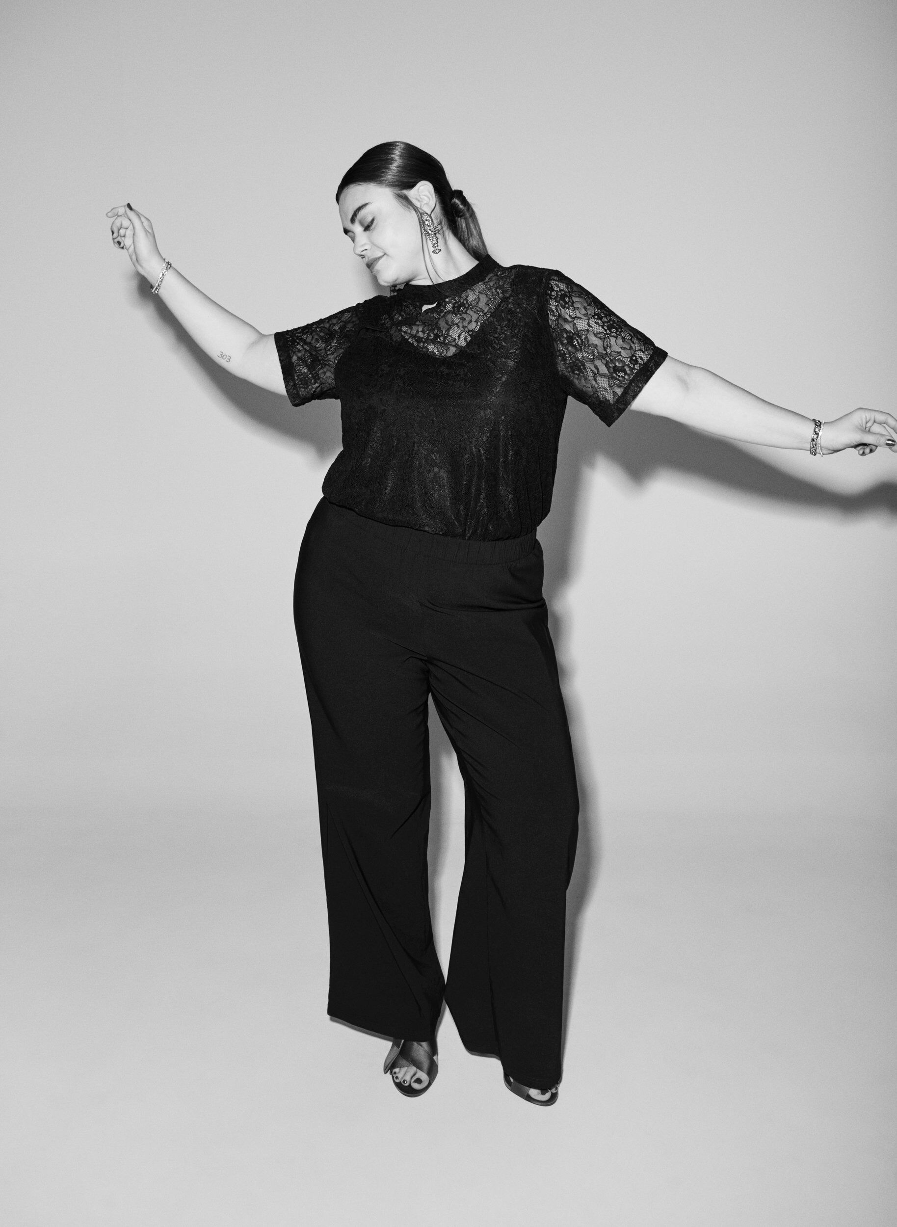 Zizzi Spodnie o szerokich nogawkach z gumka w pasie, Czarne, Image image number 0