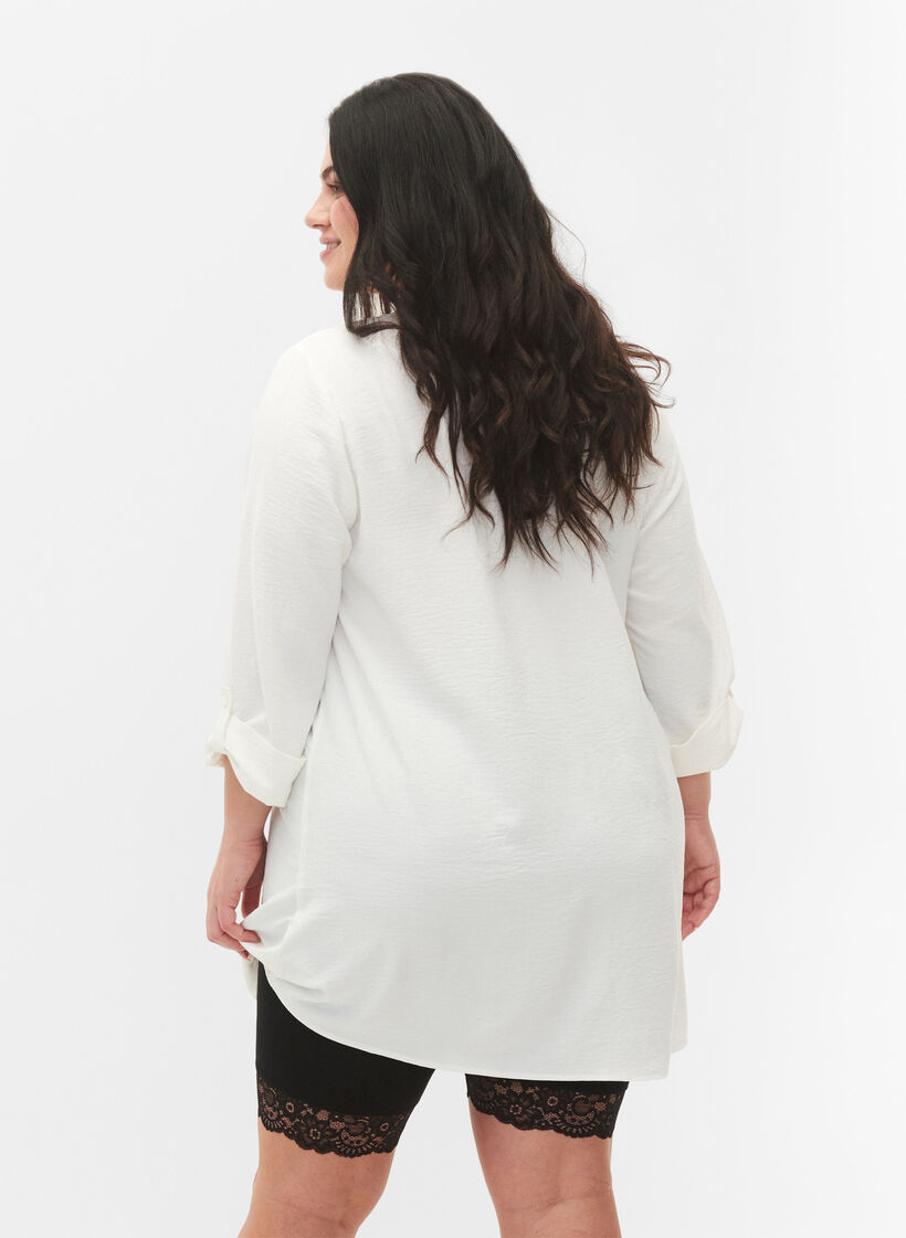 Szorty rowerowe z koronkowym wykonczeniem, Czarne, Model image number 2