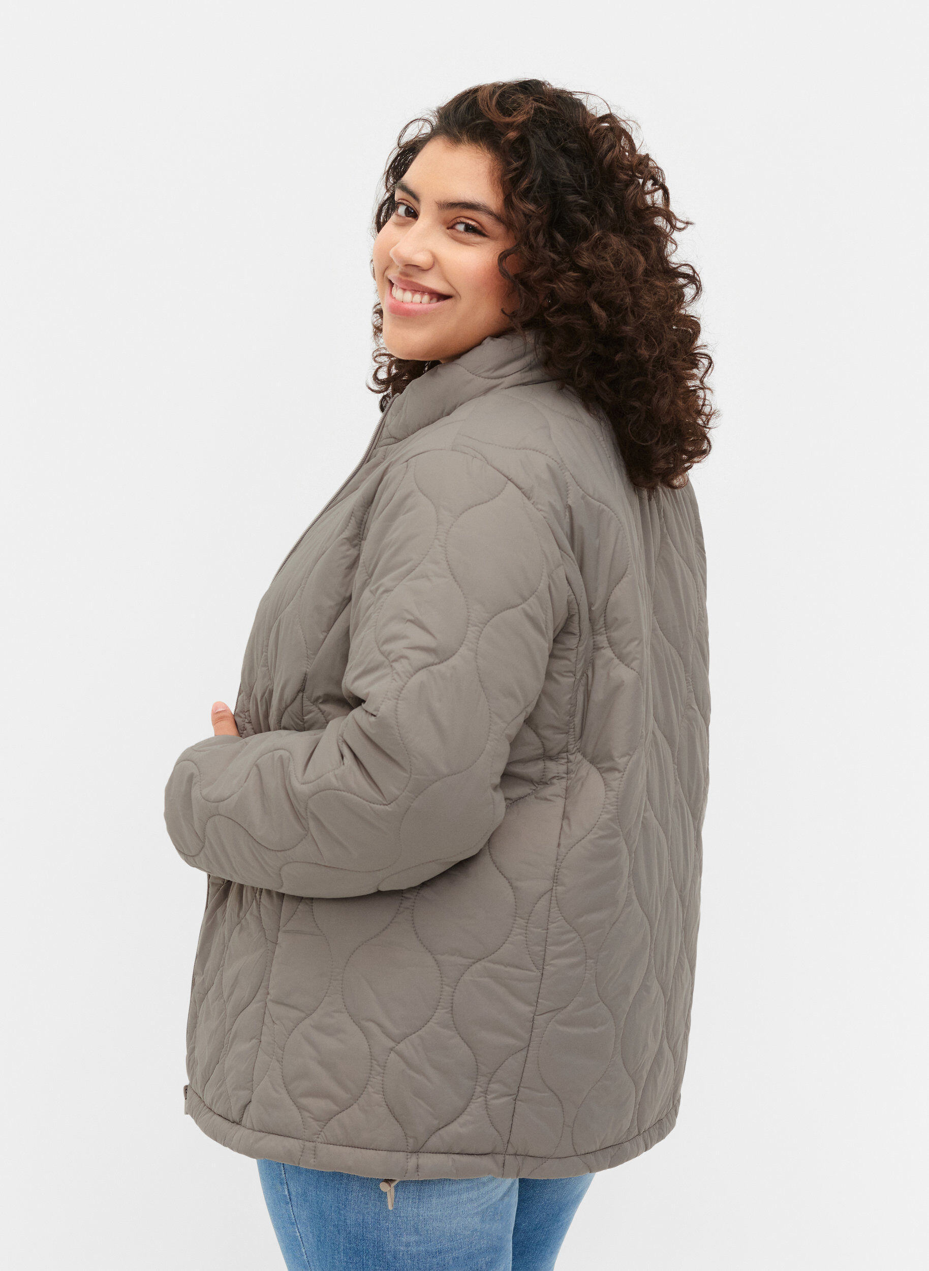 Zizzi Quilted jacket with zip and pockets, Moon Rock, Model image number 1