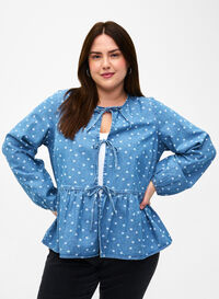 Dzinsowa bluzka z baskinka i wiazaniem, Light Blue w.Flowers, Model