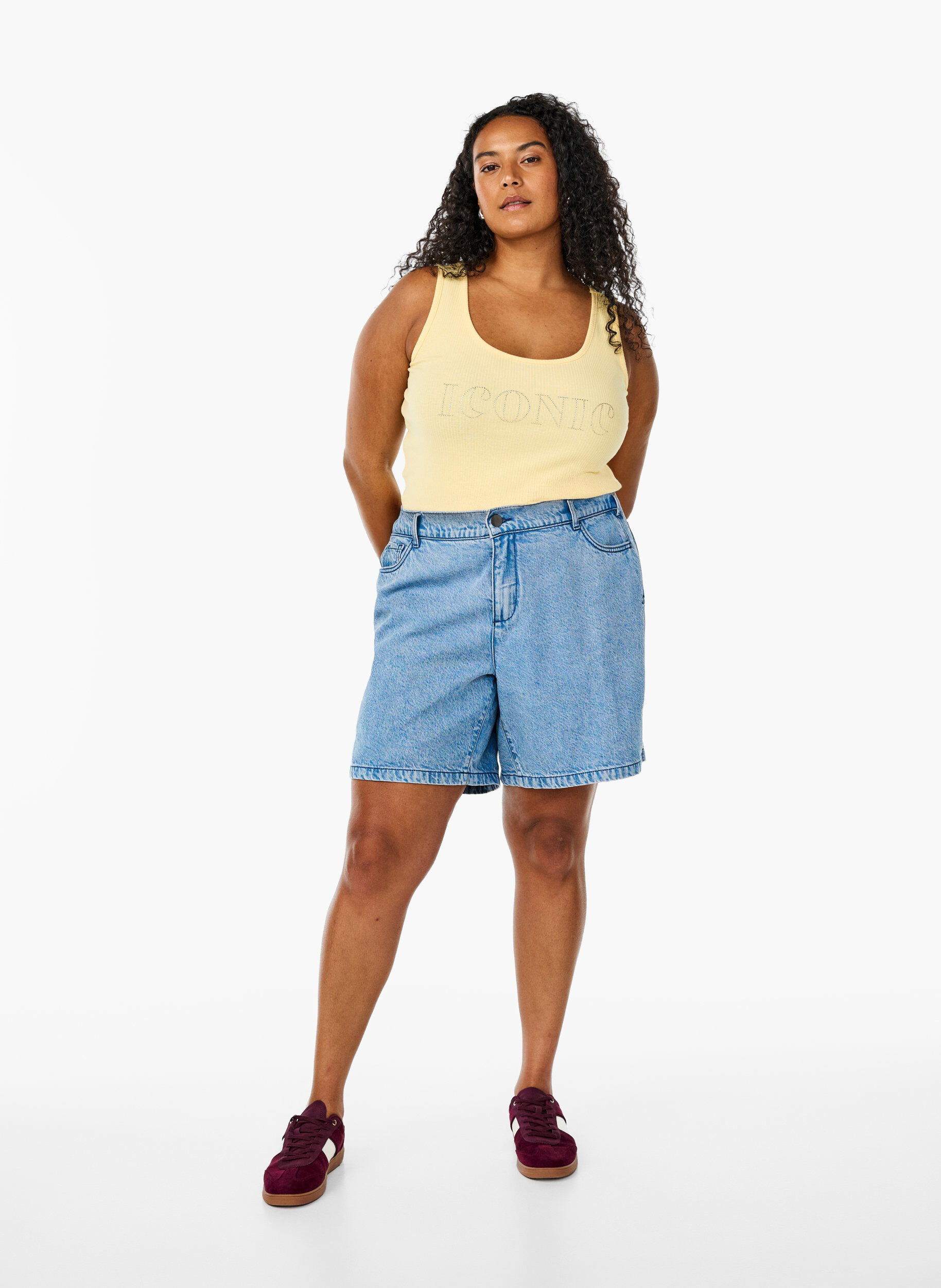 Zizzi Dopasowany podkoszulek bez rekaw&oacute;w z dzetami, Ż&oacute;łty, Model image number 1