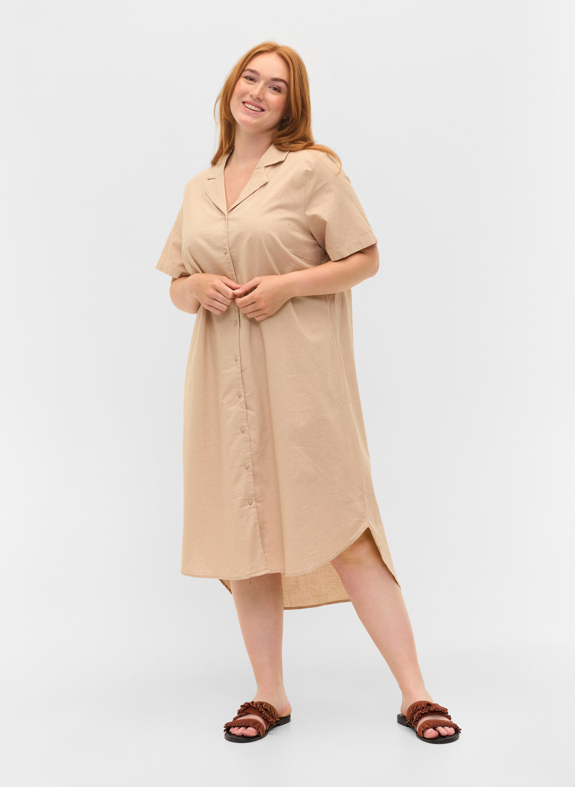 Zizzi Dluga bawelniana koszula z kr&oacute;tkimi rekawami, Humus, Model image number 2