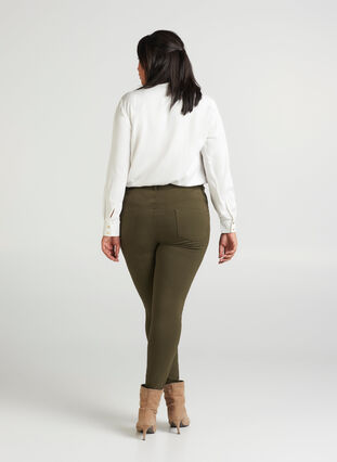 Spodnie o waskim kroju z kieszeniami, Ivy green, Model image number 0