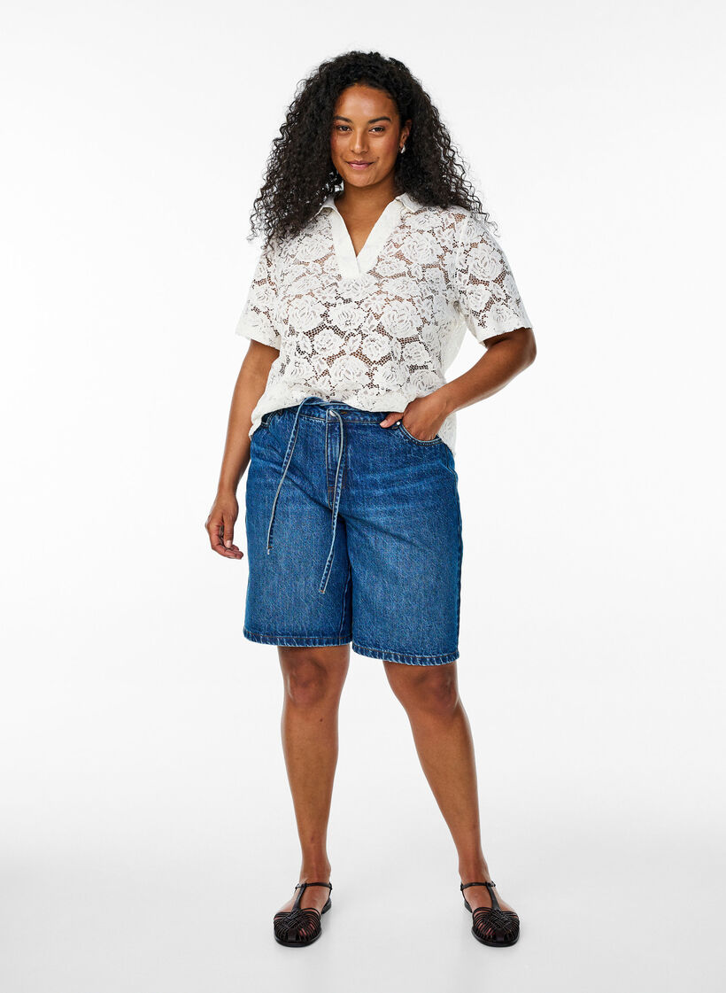 Koronkowa bluzka z kolnierzykiem i dekoltem w szpic, Biały, Model image number 1