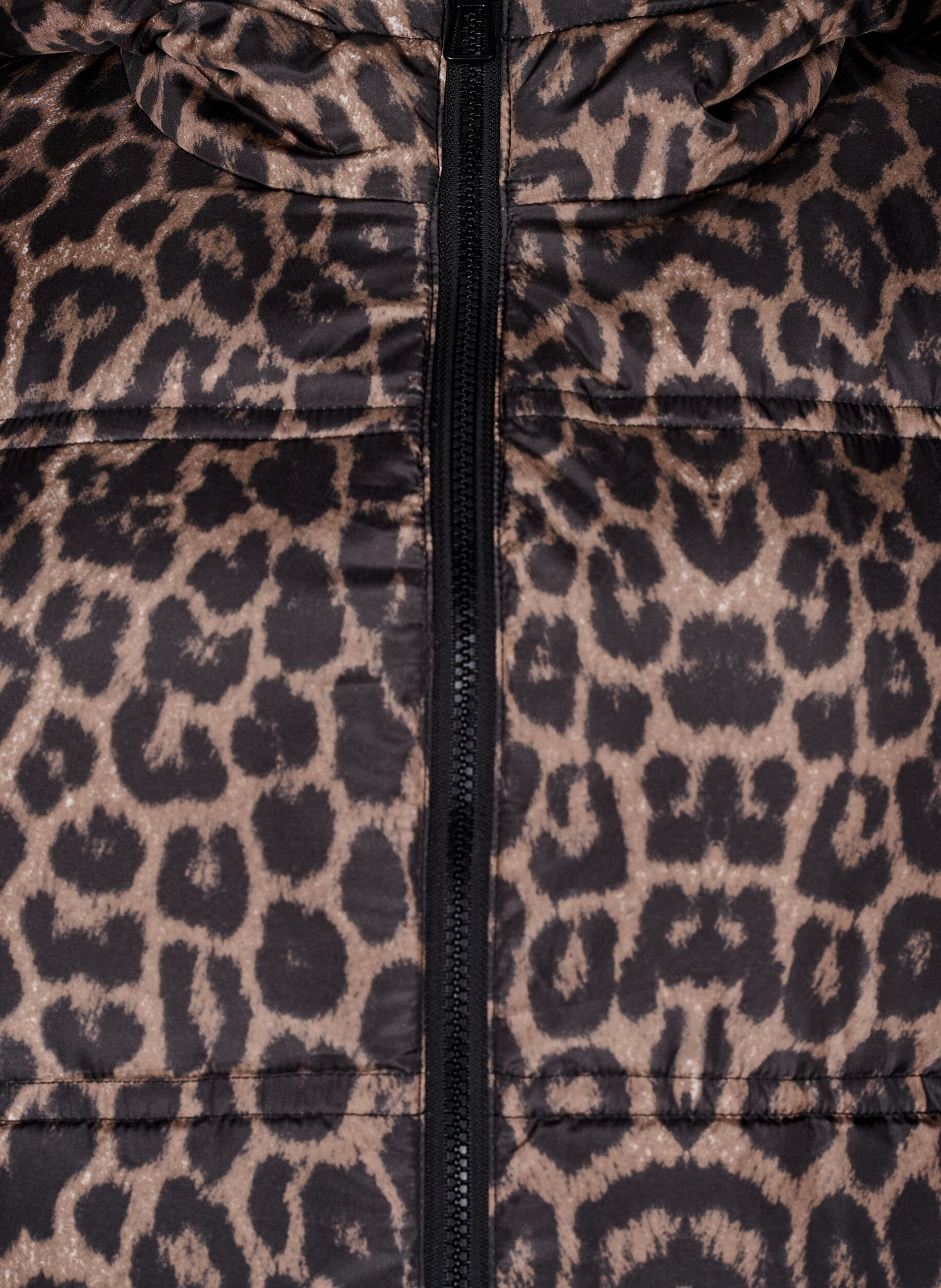 Zizzi Kr&oacute;tka kurtka puchowa z kapturem i dwustronnym zamkiem blyskawicznym, Czarne, Packshot image number 2