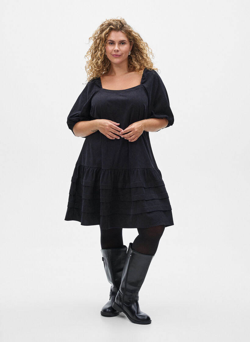 Krótka sukienka sztruksowa z kwadratowym dekoltem, Czarne, Model image number 1