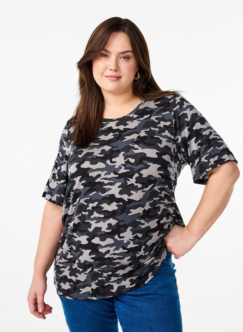 Koszulka z TENCEL&trade; Lyocell i kamuflazowym nadrukiem, , Model image number 0