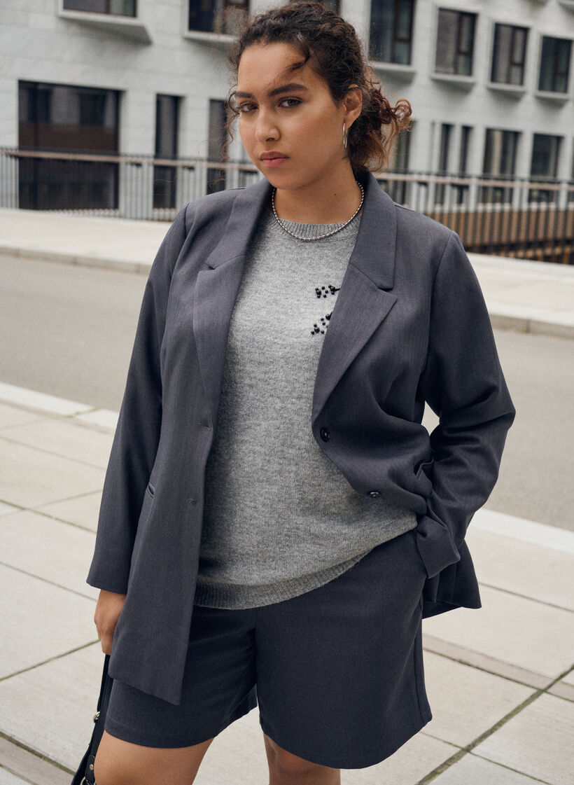 Bermudy o dopasowanym kroju z kieszeniami, Ciemnoszary, Image image number 0