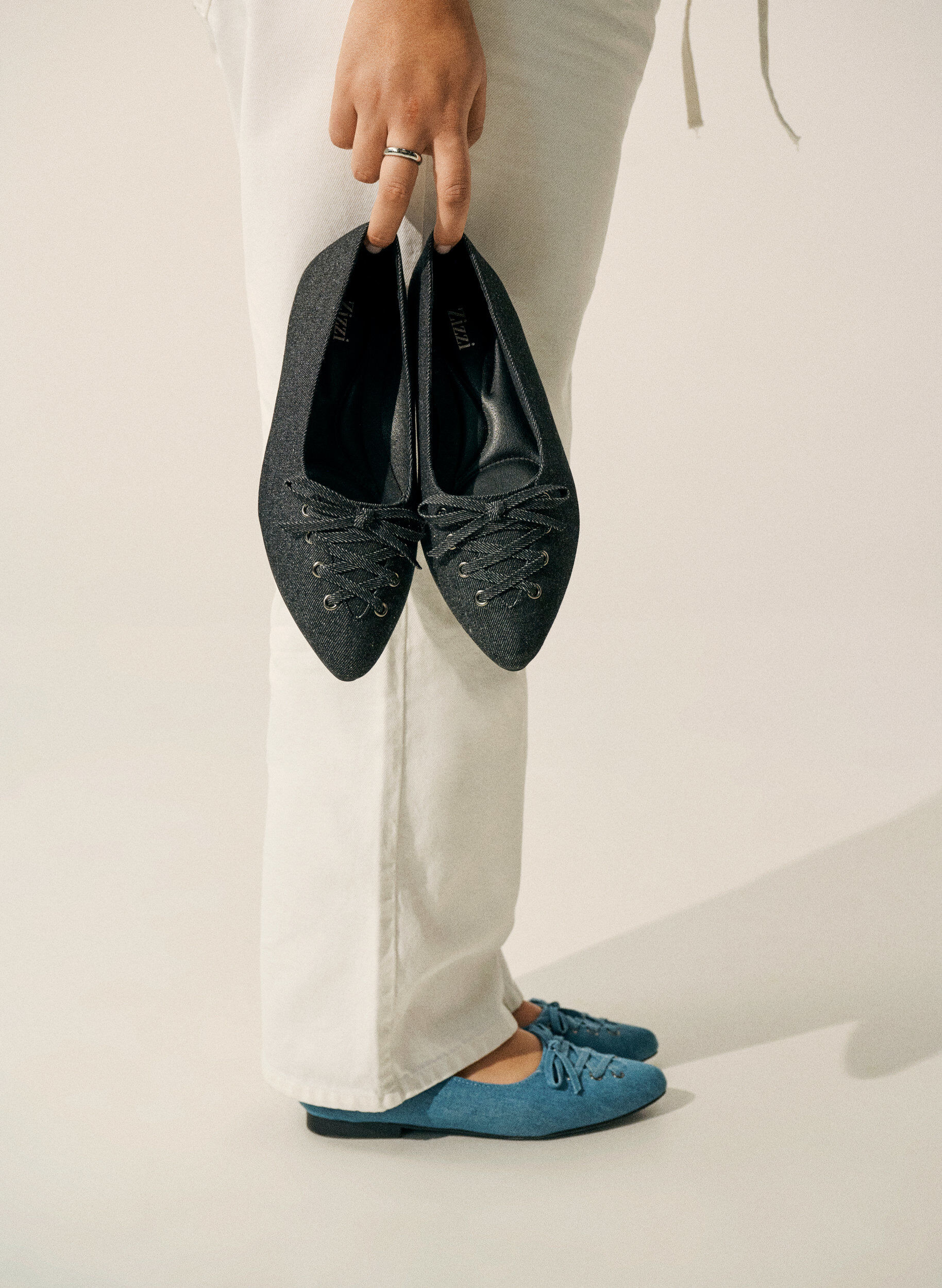 Zizzi Baleriny ze sznurowaniem, Czarne, Image image number 0