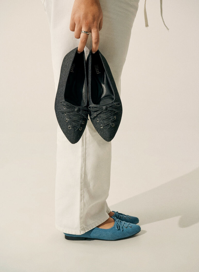 Baleriny ze sznurowaniem, Czarne, Image image number 0