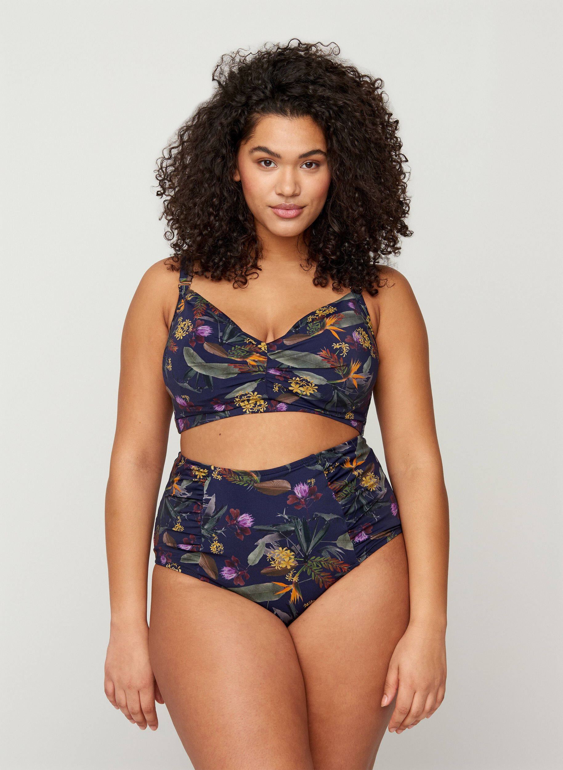 Zizzi High-waisted bikini bottoms with floral print, Night Sky Flower, Model image number 1
