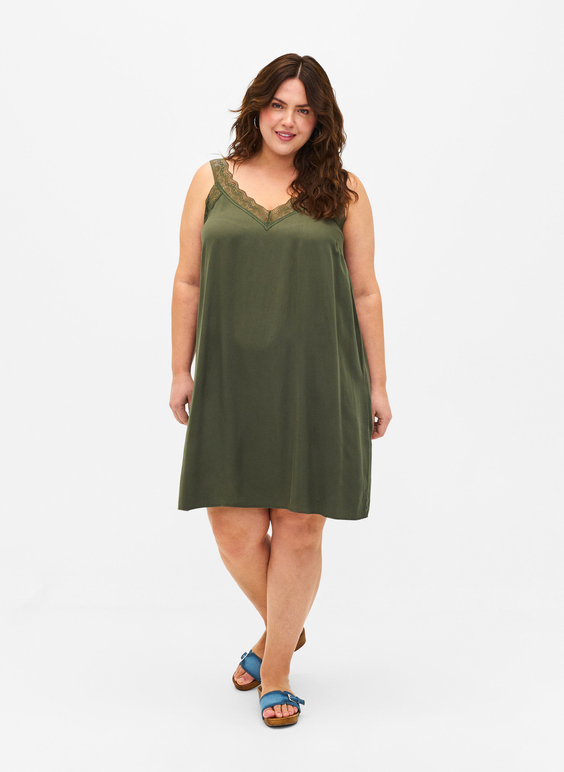 Zizzi Sukienka na ramiaczkach z wiskozy z koronka, Thyme, Model image number 2