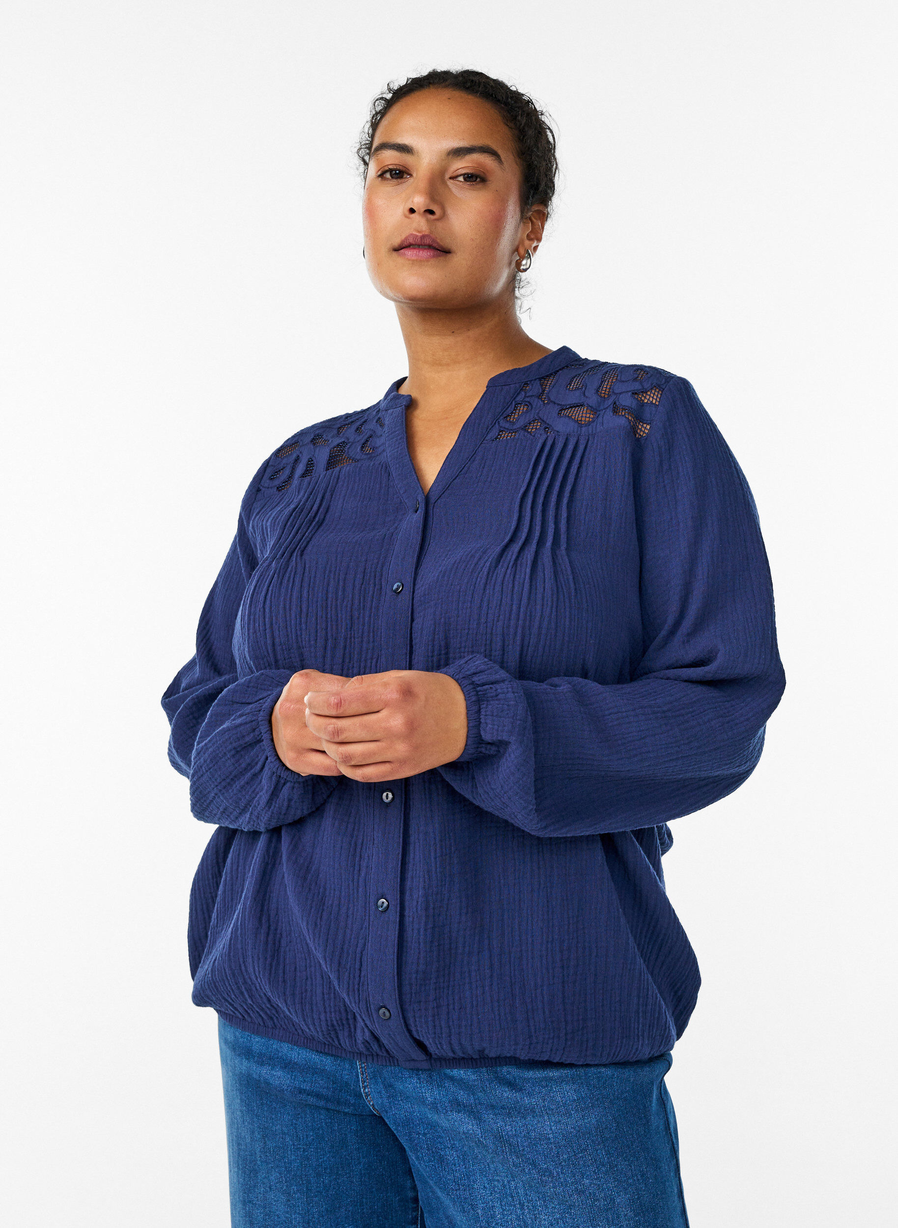 Zizzi Bluzka z bawelnianej muslinowej tkaniny z haftowanymi detalami, Niebieskie, Model image number 0