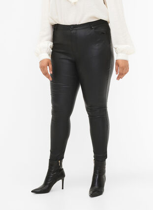 Powlekane jeansy Amy, Black coated, Model image number 3