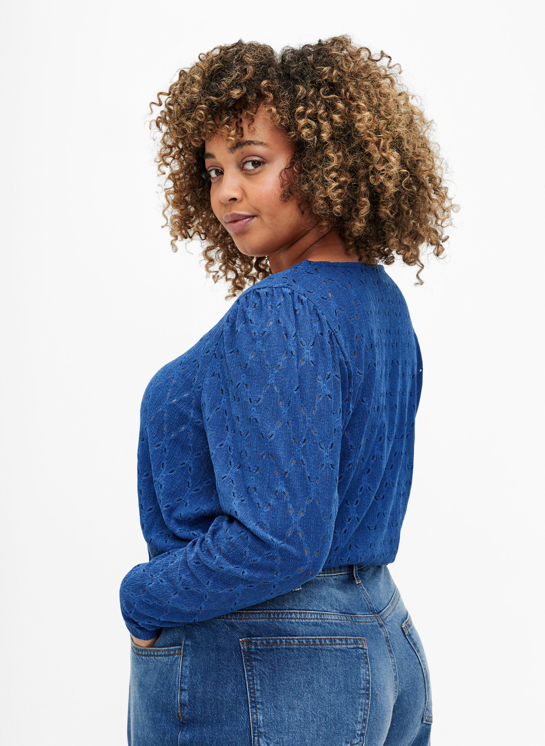 Zizzi Azurowa bluzka z dekoltem w serek, Limoges, Model image number 1