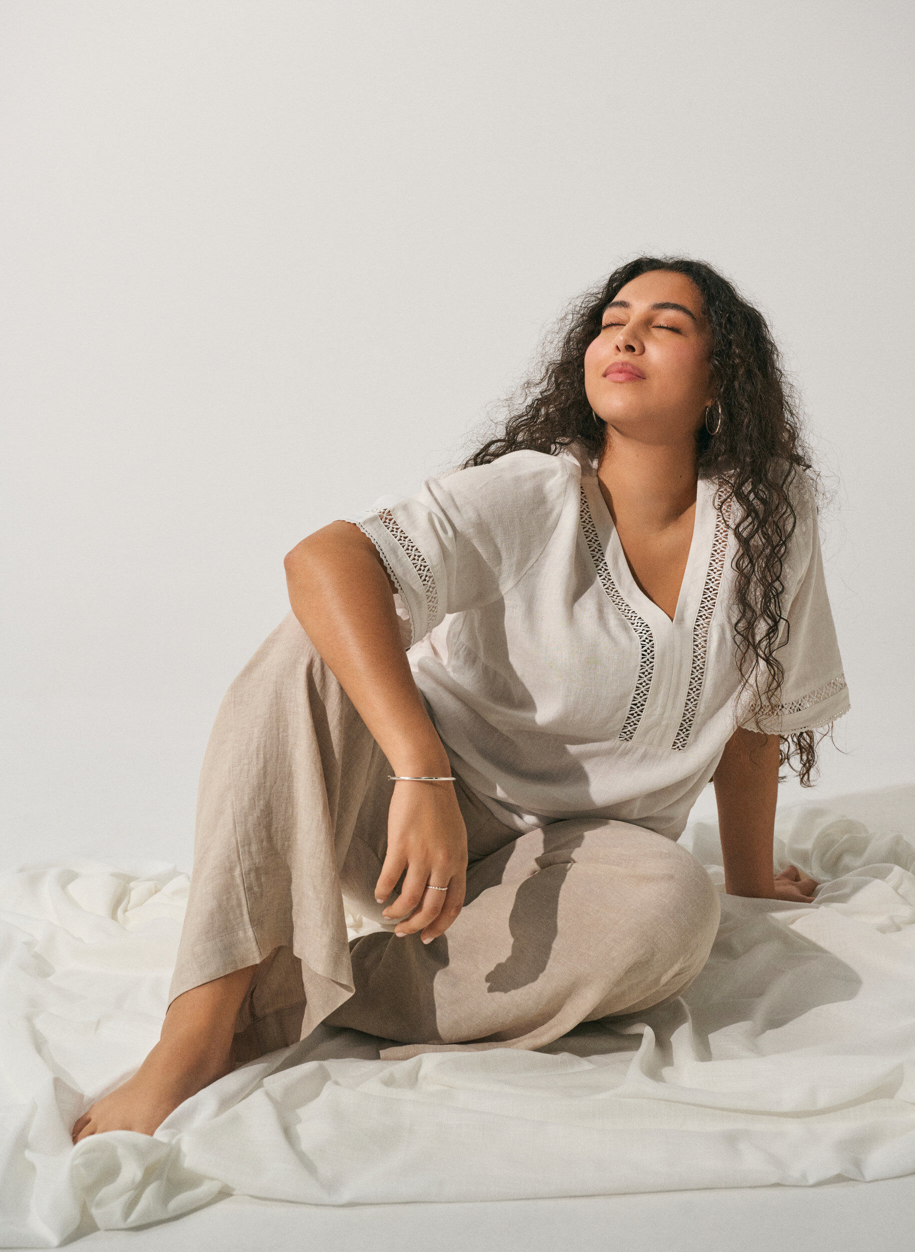 Zizzi Luzne spodnie z lnu i wiskozy, Beżowy, Image image number 0