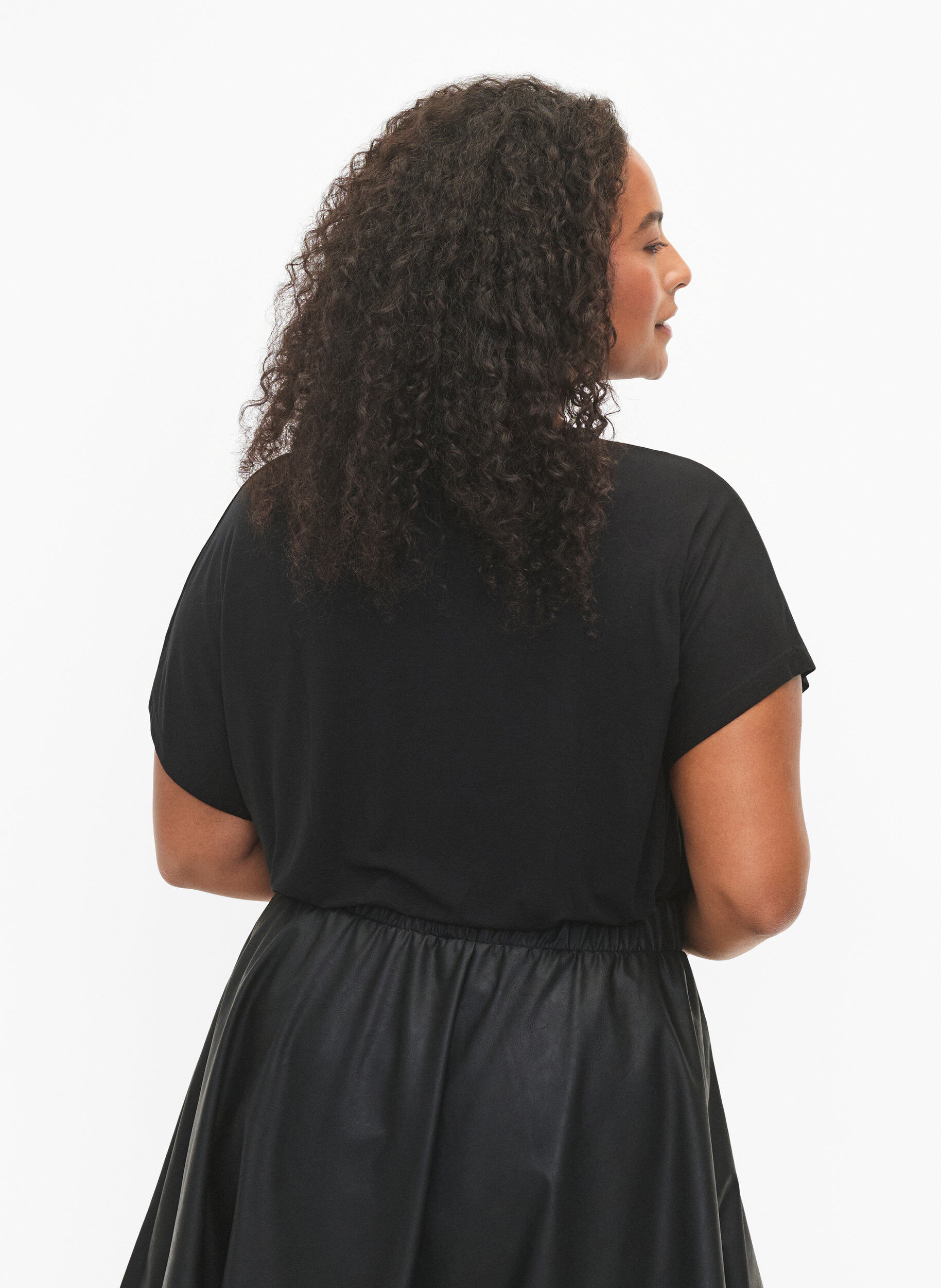 Zizzi Koszulka z wiskozy z kr&oacute;tkim rekawem i nadrukiem, Black W. Lips, Model image number 1