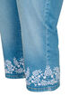 Amy knickers z wysokim stanem i haftem, Light blue denim, Packshot image number 3