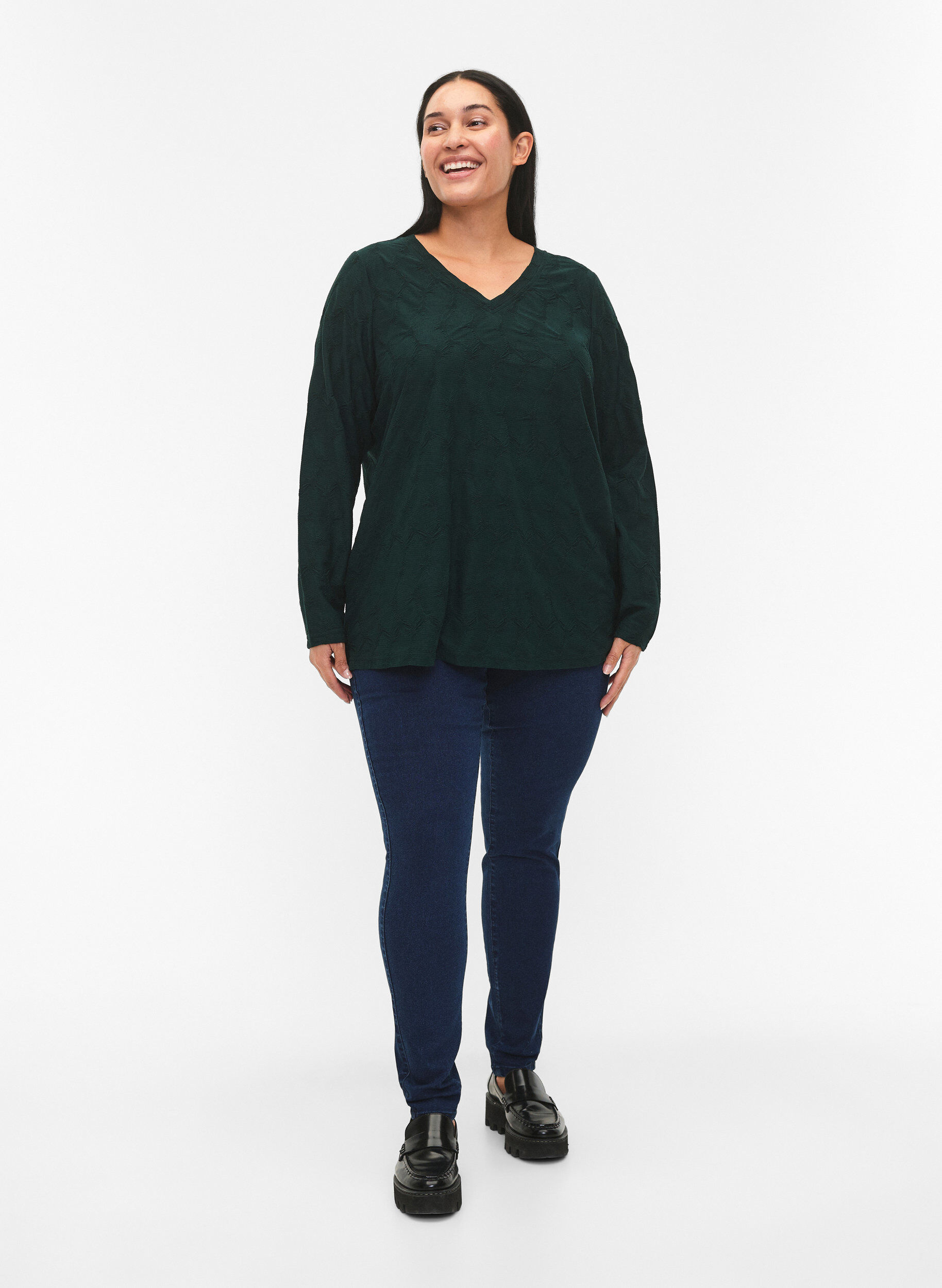 Zizzi FLASH &ndash; bluzka z dlugim rekawem ze strukturalnej tkaniny, Scarab, Model image number 2