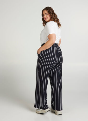 Luzne spodnie z kieszeniami, Night Sky w. stripes , Model image number 0