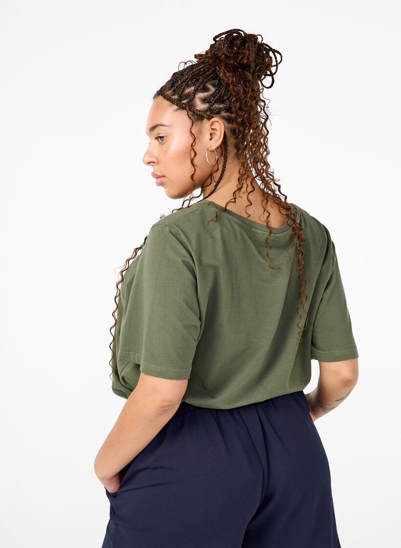 Koszulka z bawelny organicznej z haftowanymi detalami, Thyme, Model image number 1