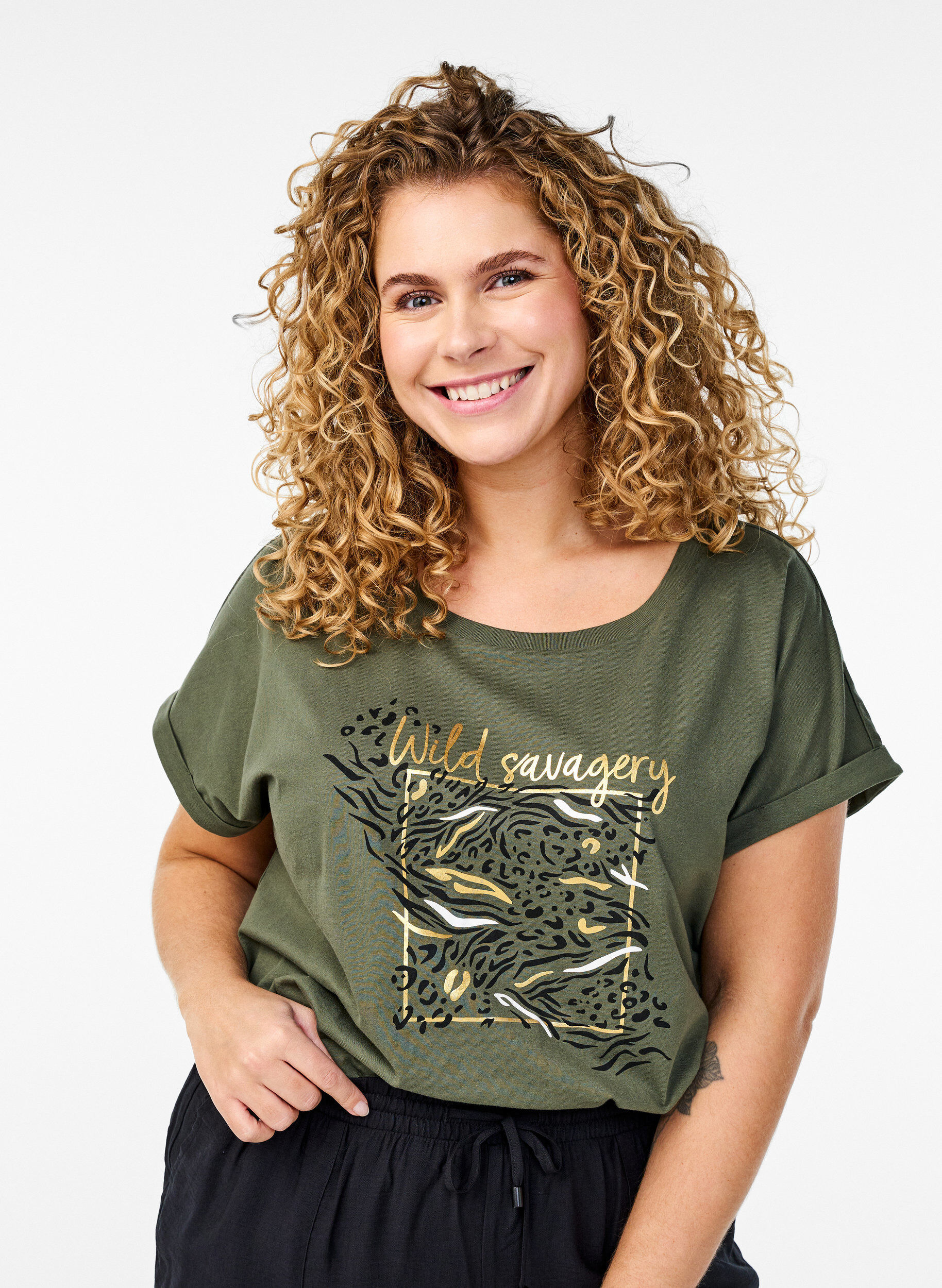 Zizzi T-shirt z nadrukiem zwierzecia i tekstem, Thyme W. Wild, Model image number 0