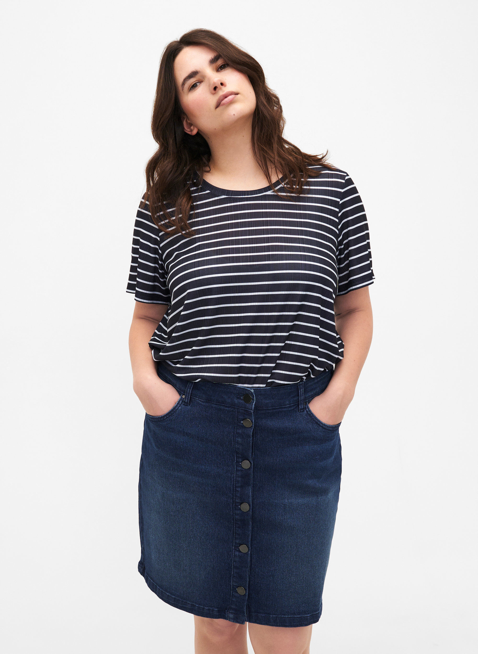 Zizzi Flash - Sp&oacute;dnica dzinsowa z zapieciem na guziki, Niebieskie, Model image number 0