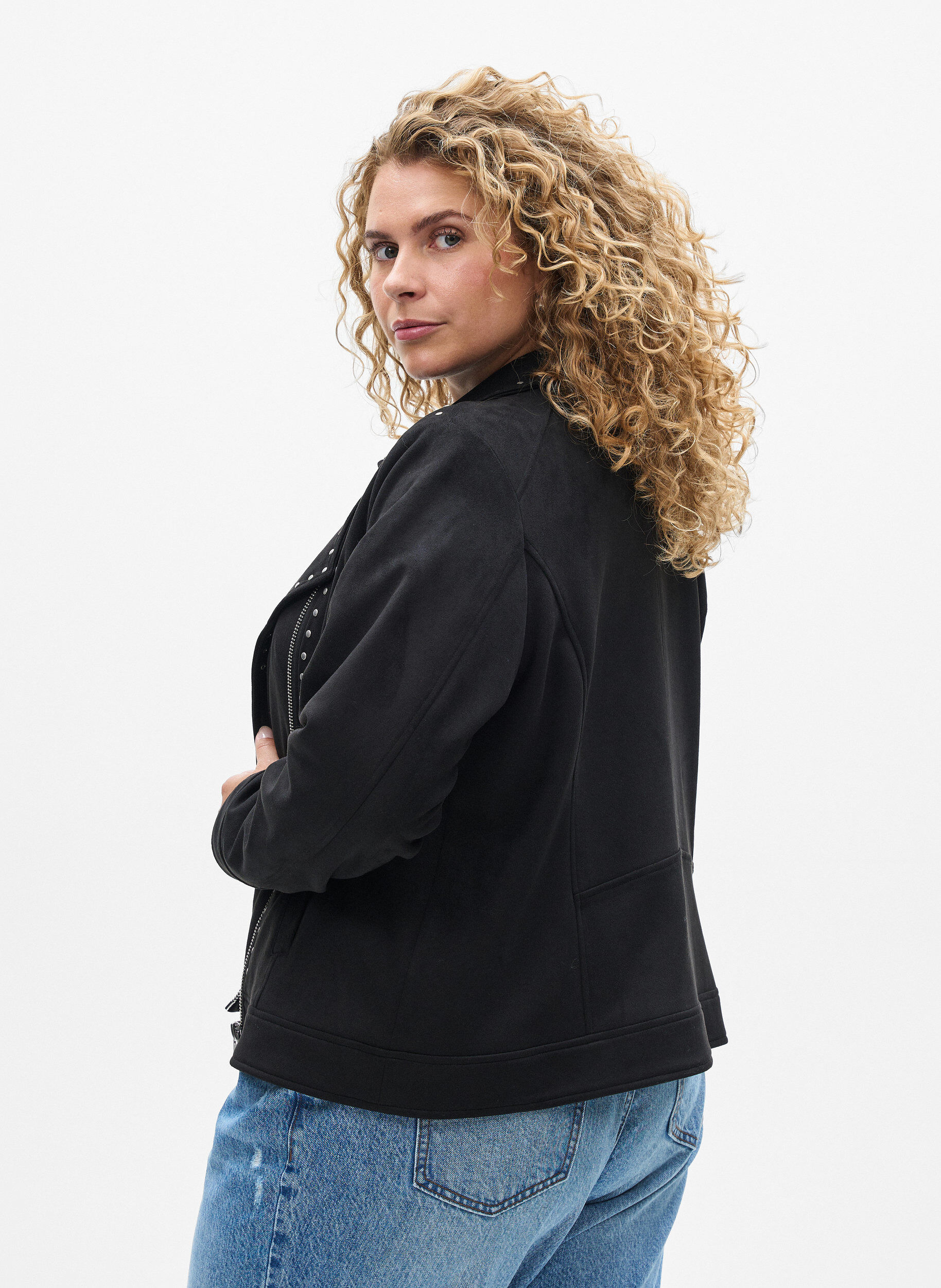 Zizzi Kurtka motocyklowa ze sztucznego zamszu z&nbsp;cwiekami, Czarne, Model image number 2