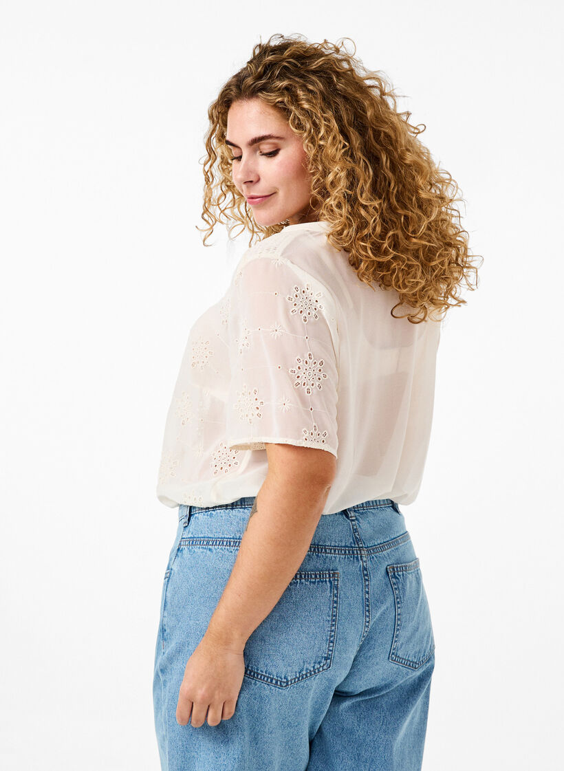 Bluzka koszulowa z krótkim rekawem i haftem angielskim, Antique White, Model image number 1