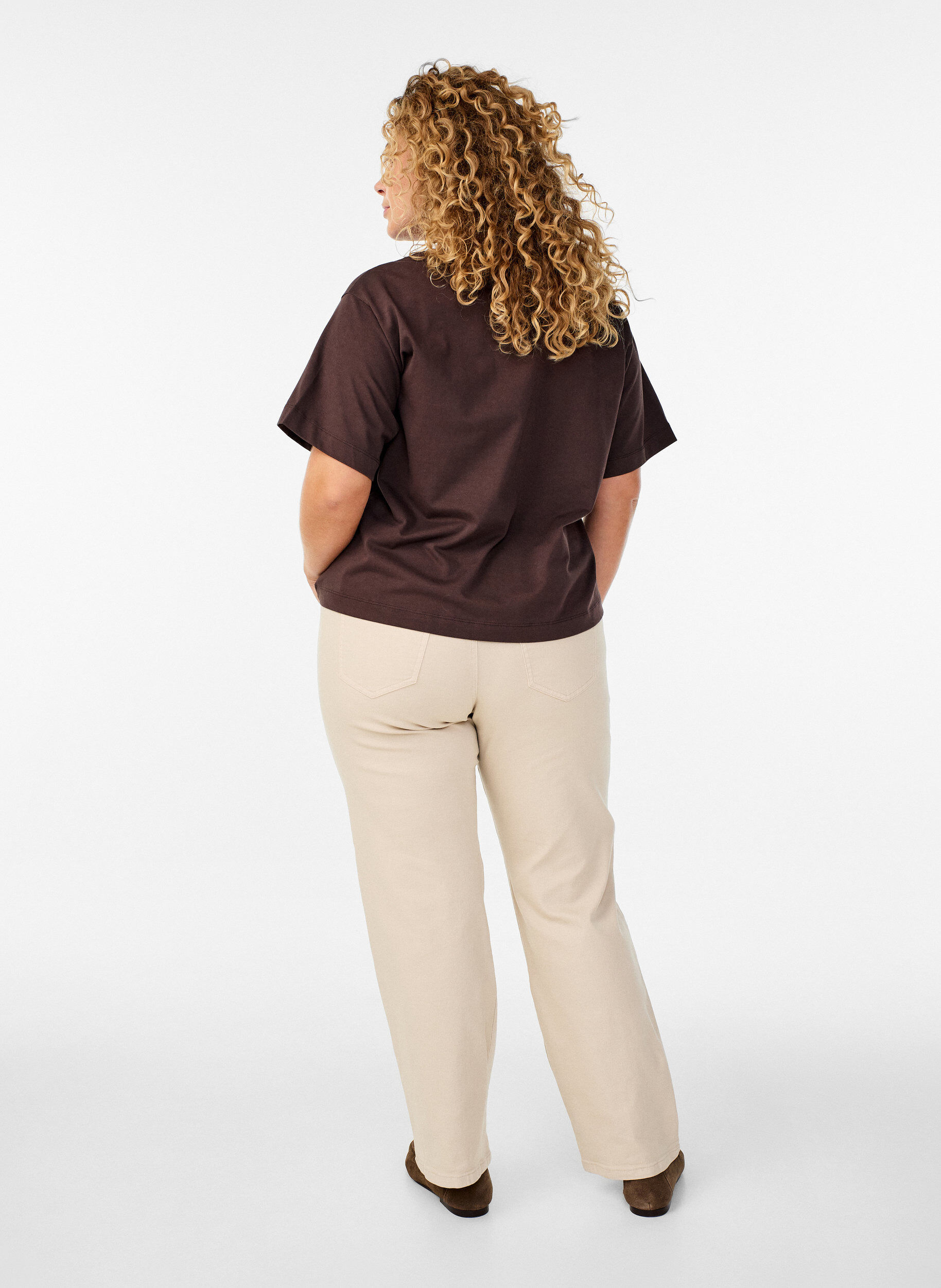 Zizzi  Jeansy Gemma z wysokim stanem, Beżowy, Model image number 1