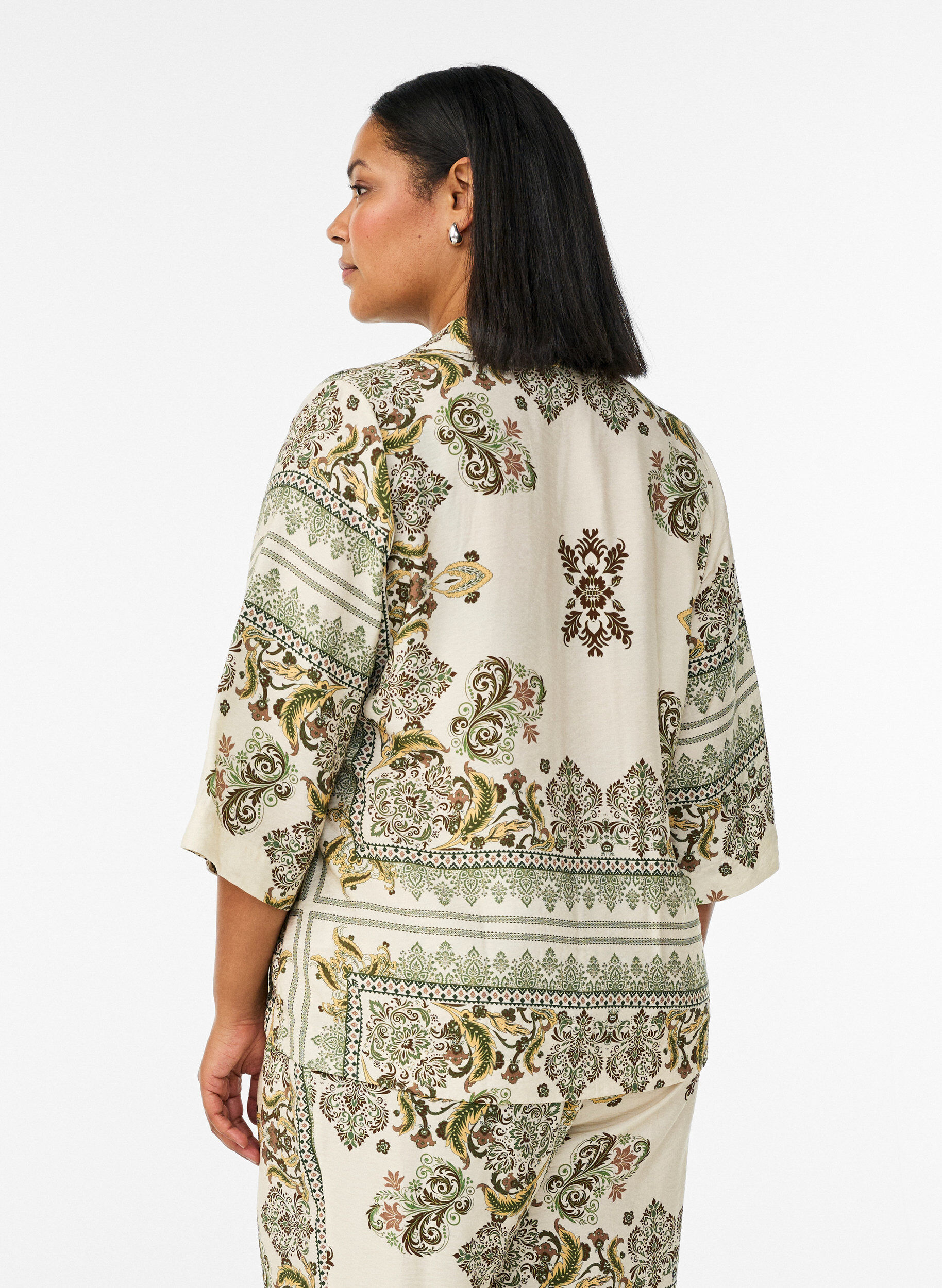 Zizzi Bluzka z wiskozy w krate z rekawami 3/4, Zielony, Model image number 2