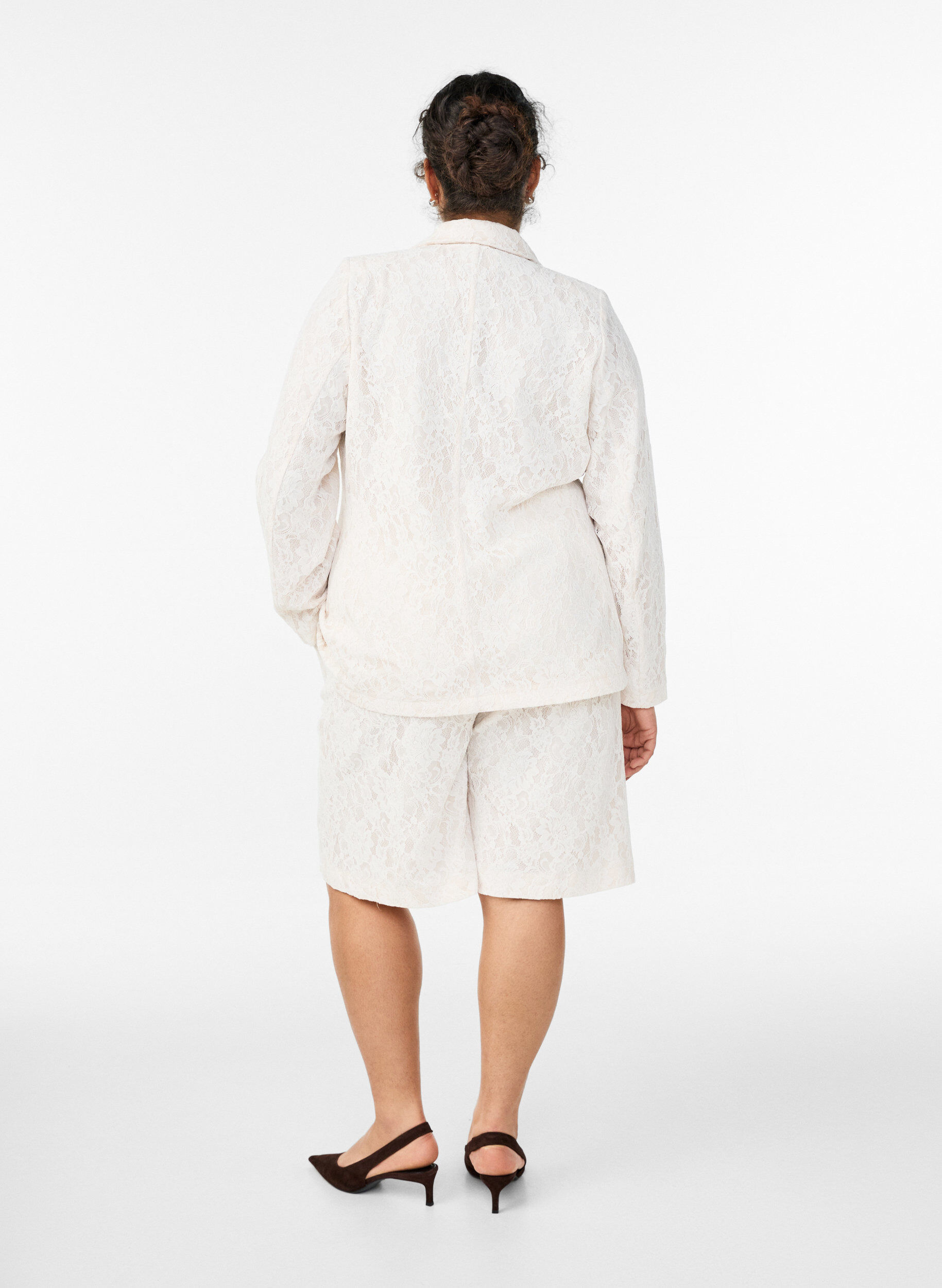 Zizzi Bermudy z koronki z wysokim stanem, Biały, Model image number 1