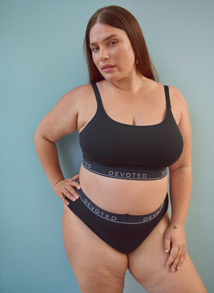 Bawelniane stringi z normalnym stanem, Czarne, Image image number 0