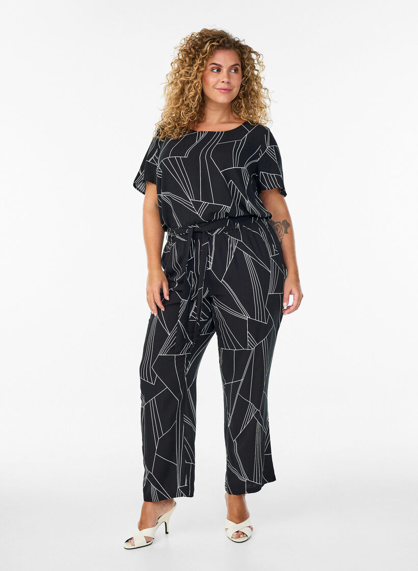 Bluzka z wiskozy z kr&oacute;tkim rekawem i nadrukiem, Czarne, Model image number 1