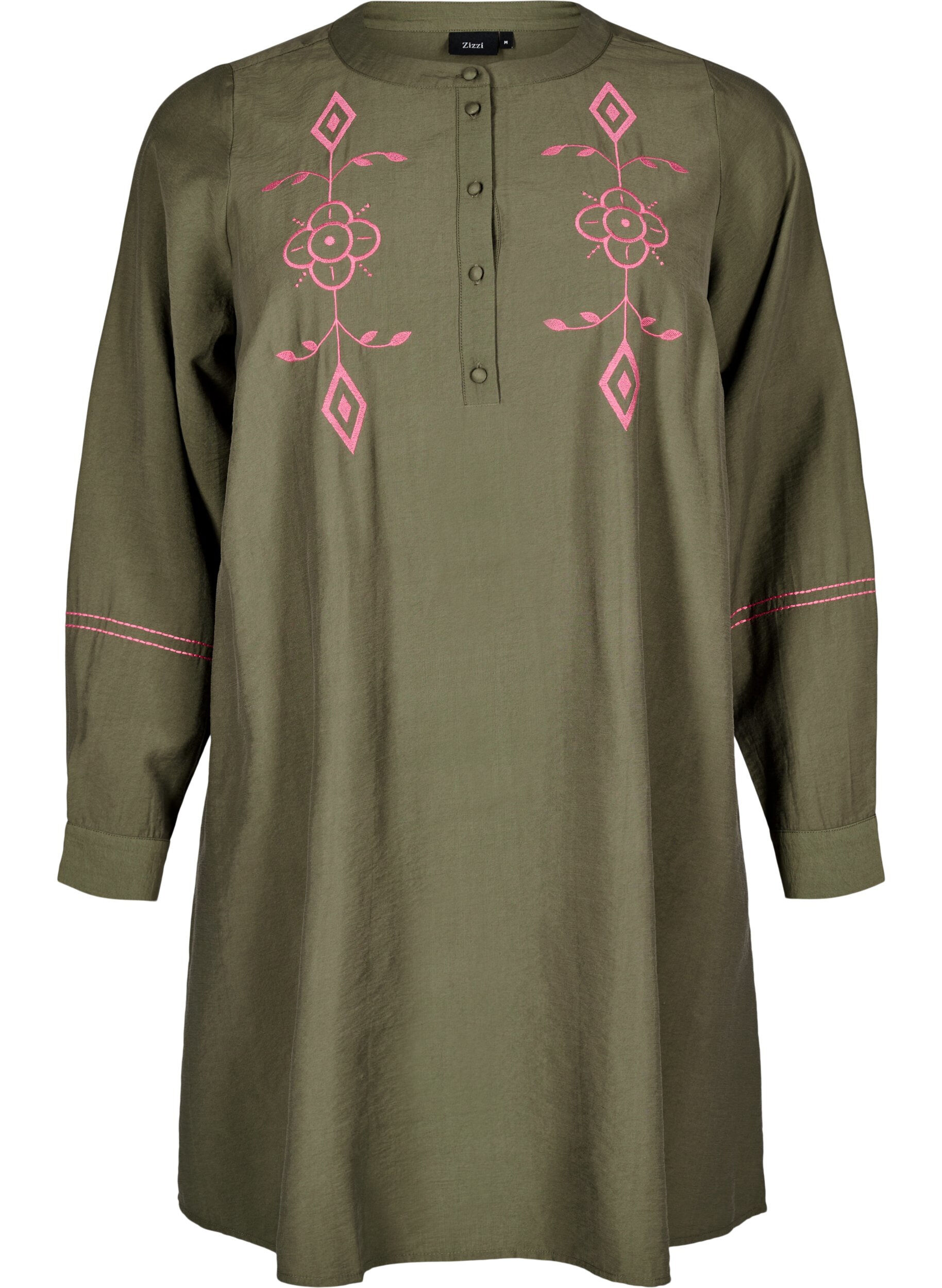 Kr&oacute;tka sukienka z kontrastowym haftem