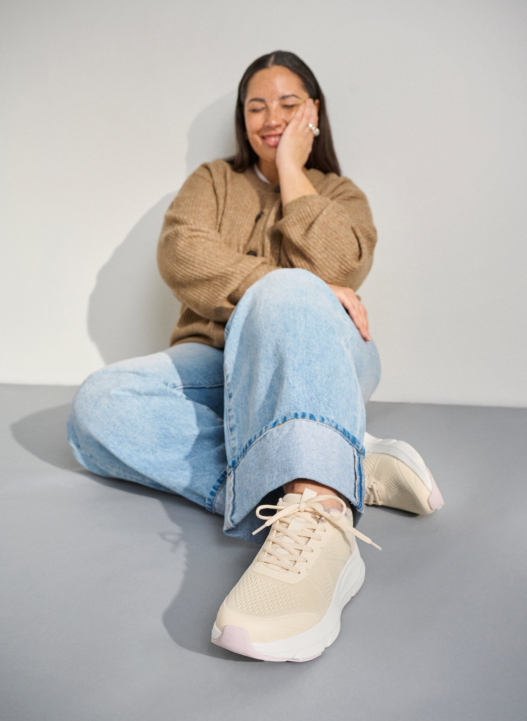 Szerokie - Wygodne sneakersy z amortyzujaca podeszwa