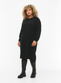 Dzianinowa sukienka oversize z rozcieciem, Black, Model