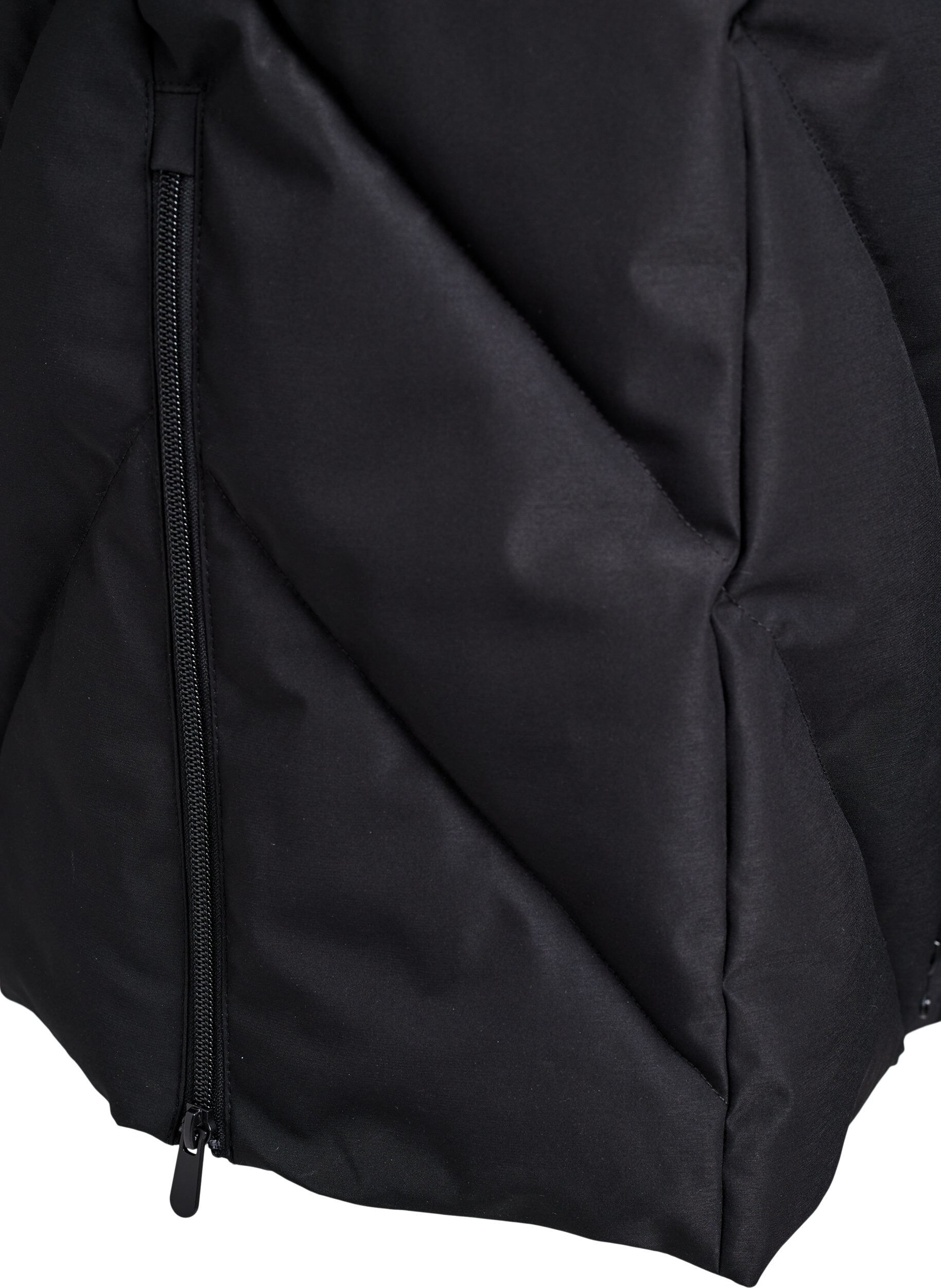 Zizzi Dlugi plaszcz zimowy z zapieciem na haczyki i kolnierzem ze sztucznego futra, Czarne, Packshot image number 4