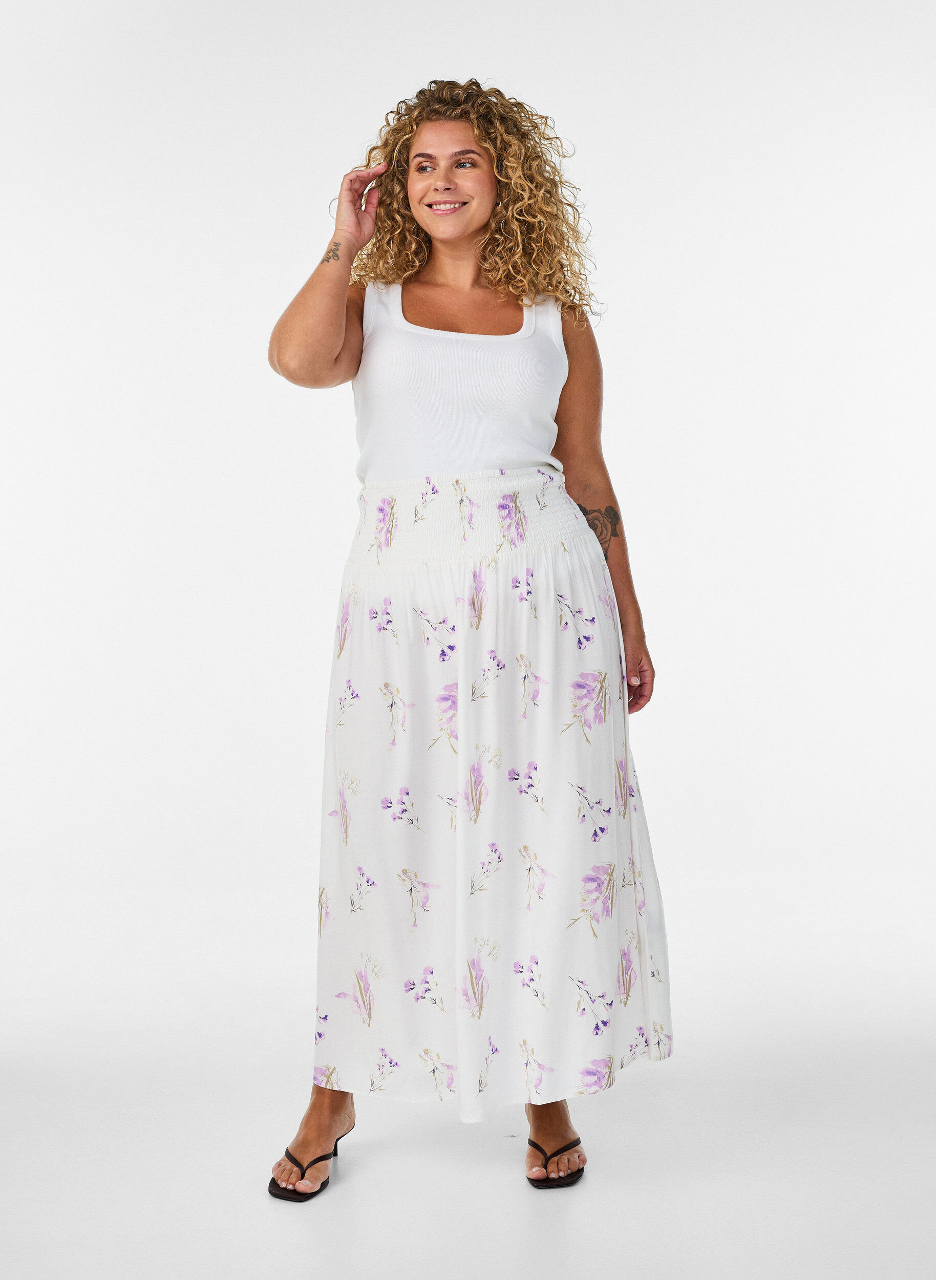 ZizziSp&oacute;dnica maxi z wiskozy z marszczeniem, Biały, Model image number 1